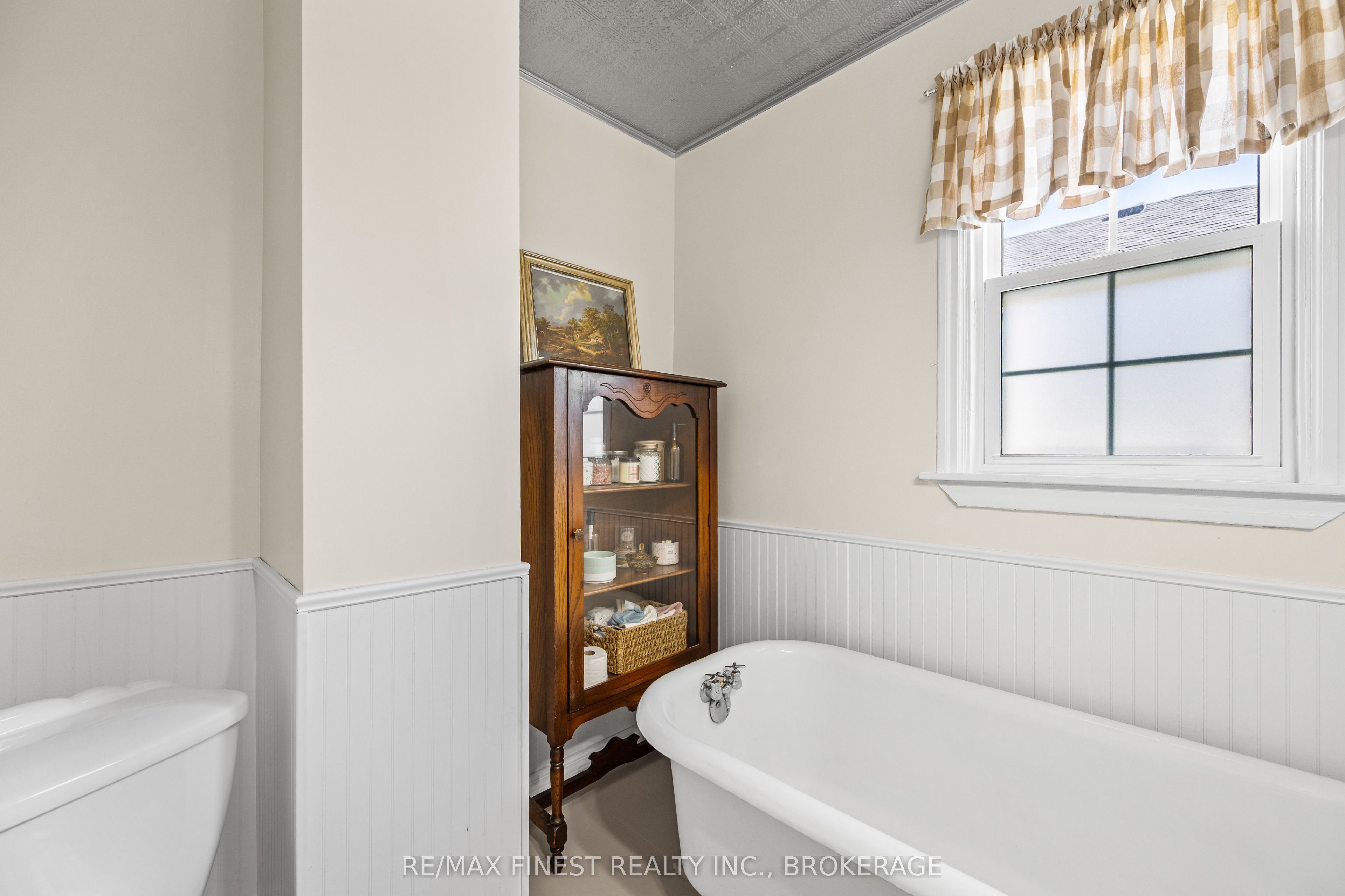 15 Alexander Street Property Photo 17