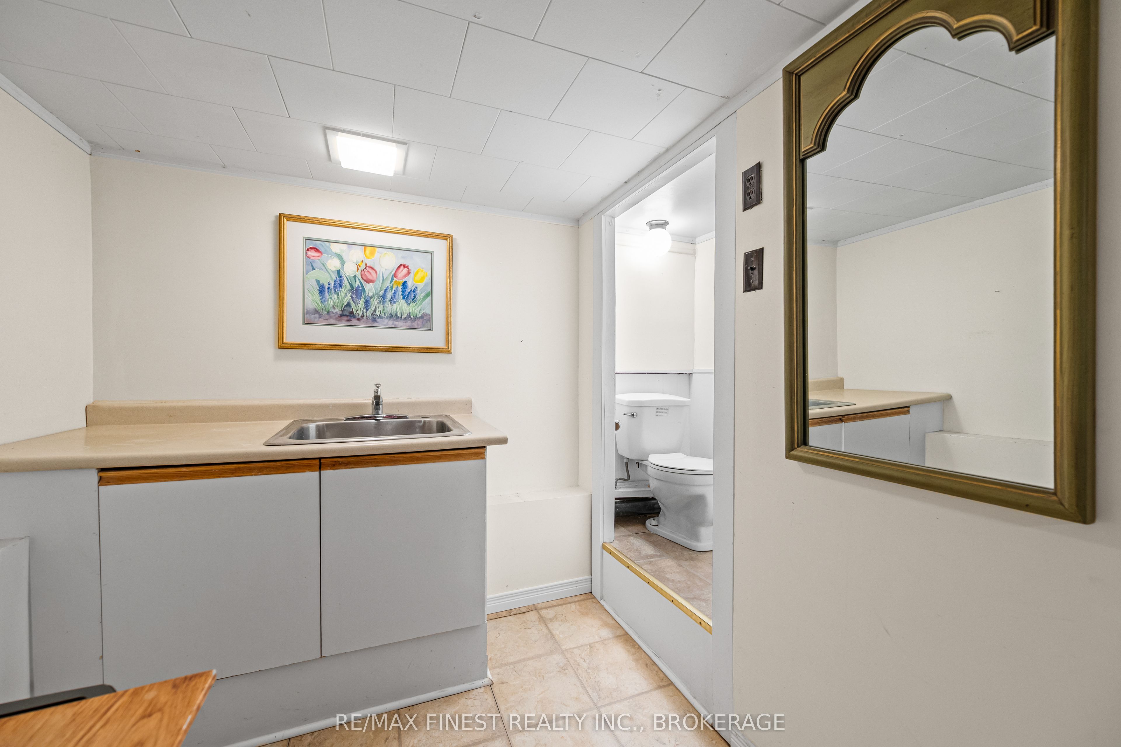 15 Alexander Street Property Photo 33