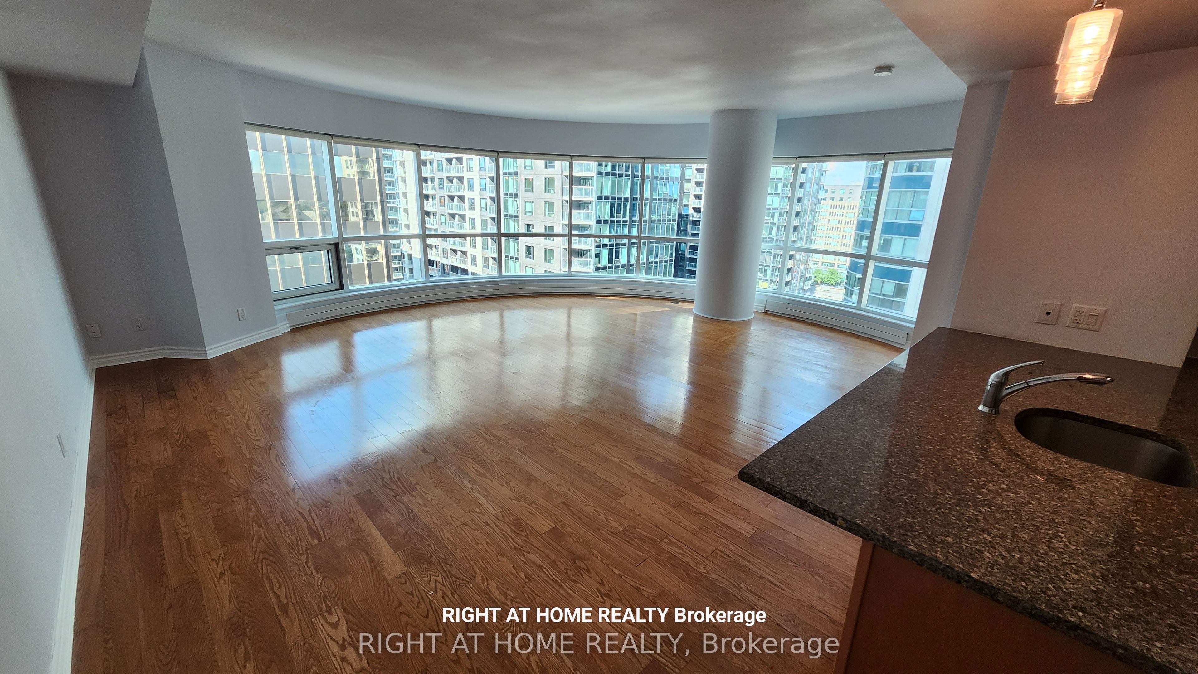 234 Rideau Street 1104 Property Photo 7