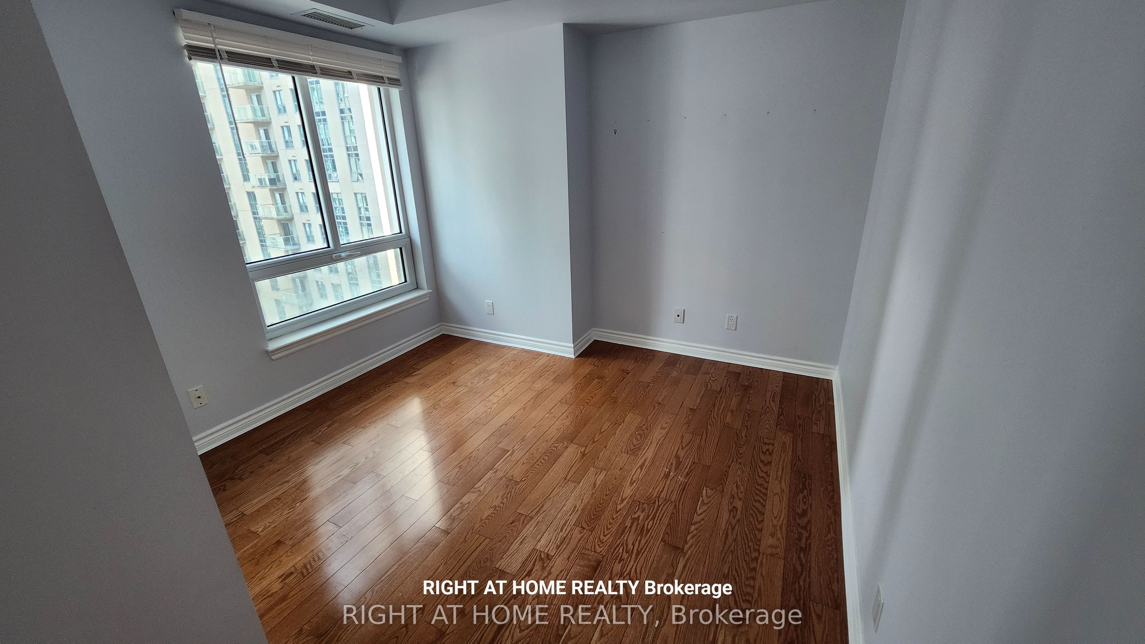 234 Rideau Street 1104 Property Photo 10
