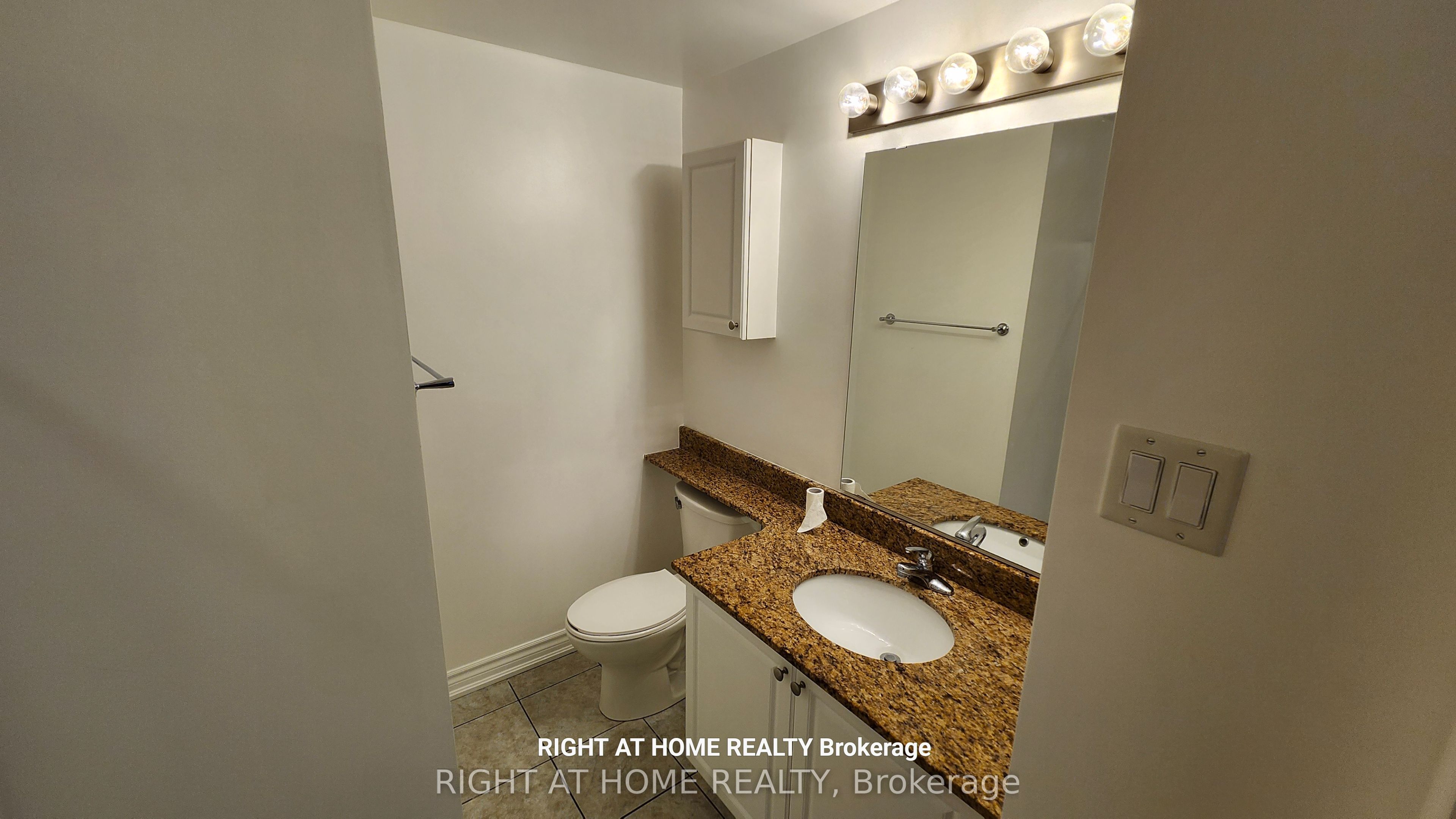 234 Rideau Street 1104 Property Photo 16
