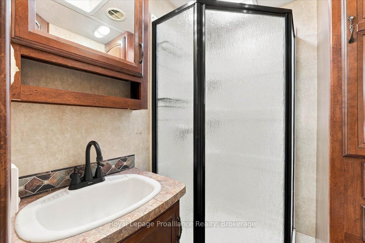 292 Hartin Road Property Photo 6