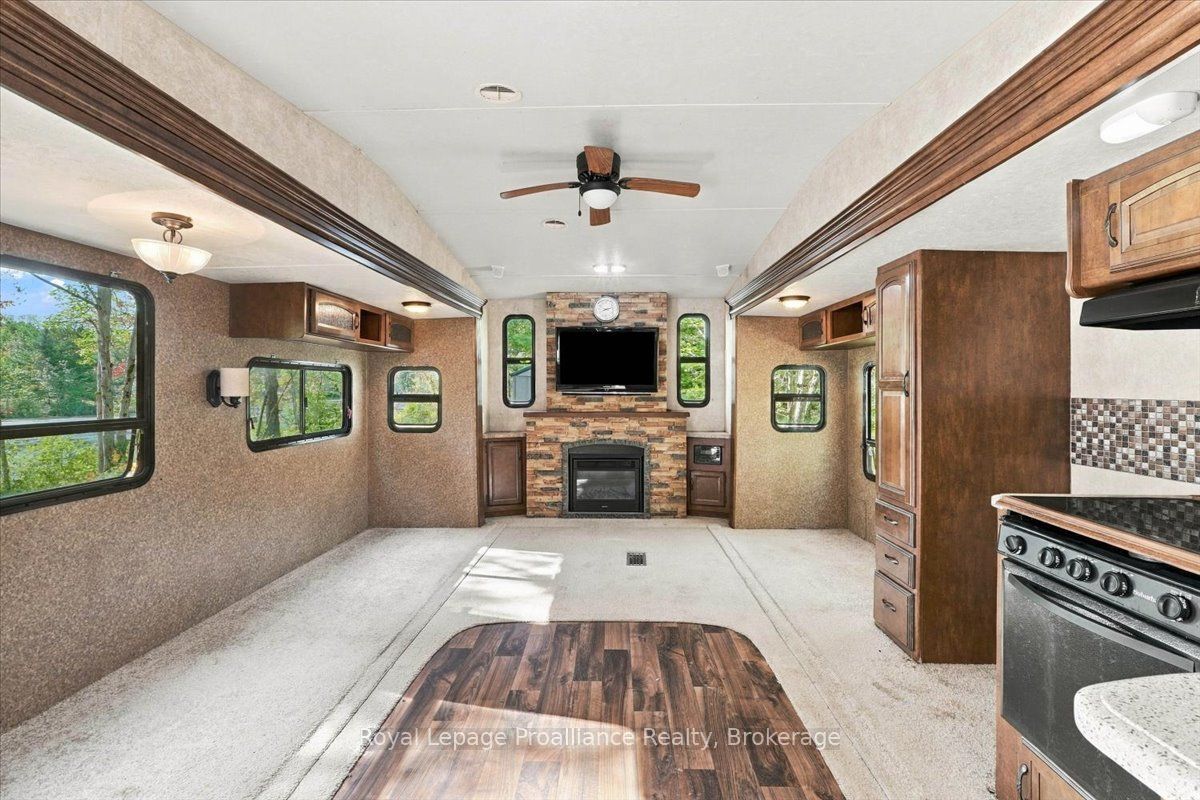 292 Hartin Road Property Photo 7