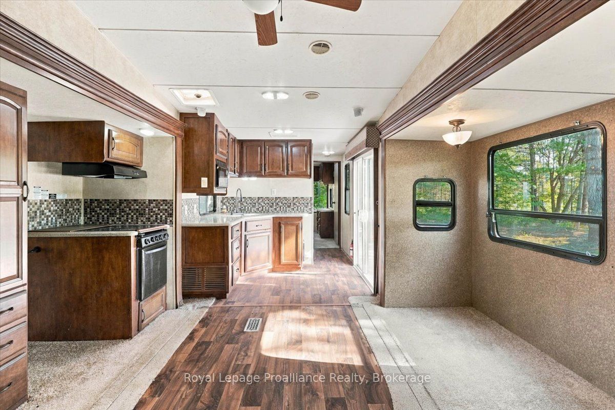 292 Hartin Road Property Photo 8