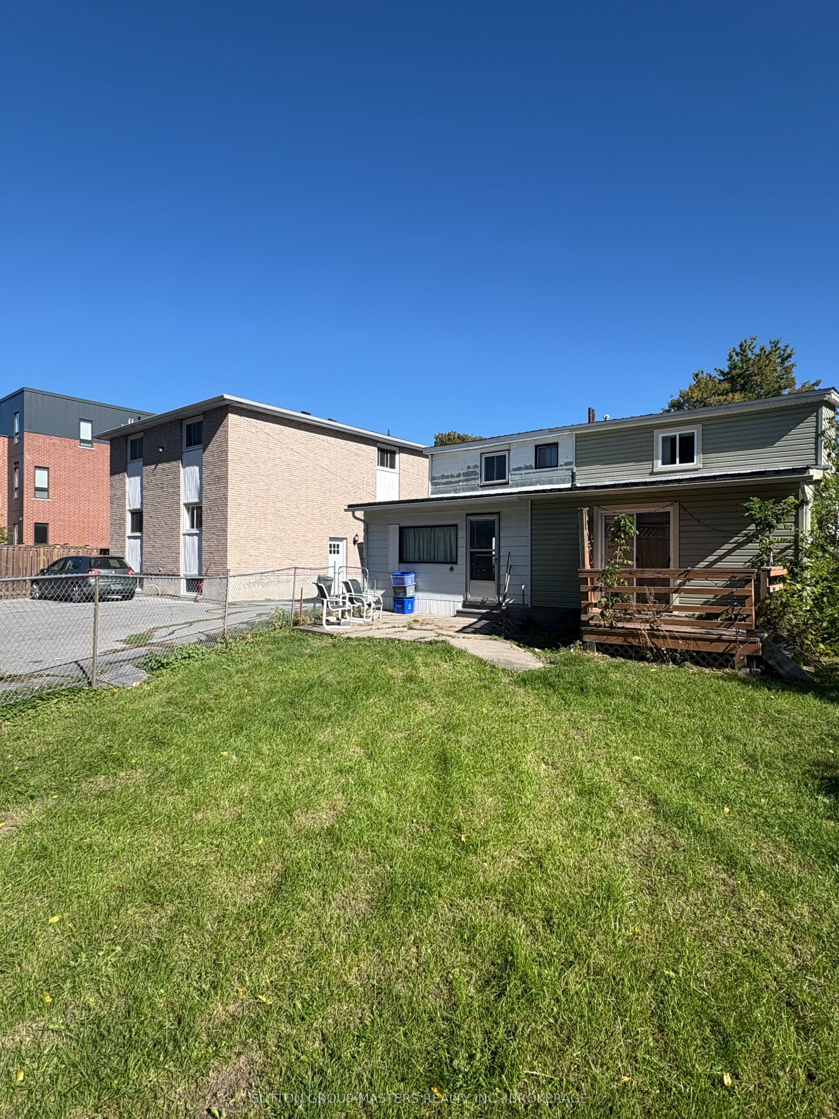50 Elm Street Property Photo 8