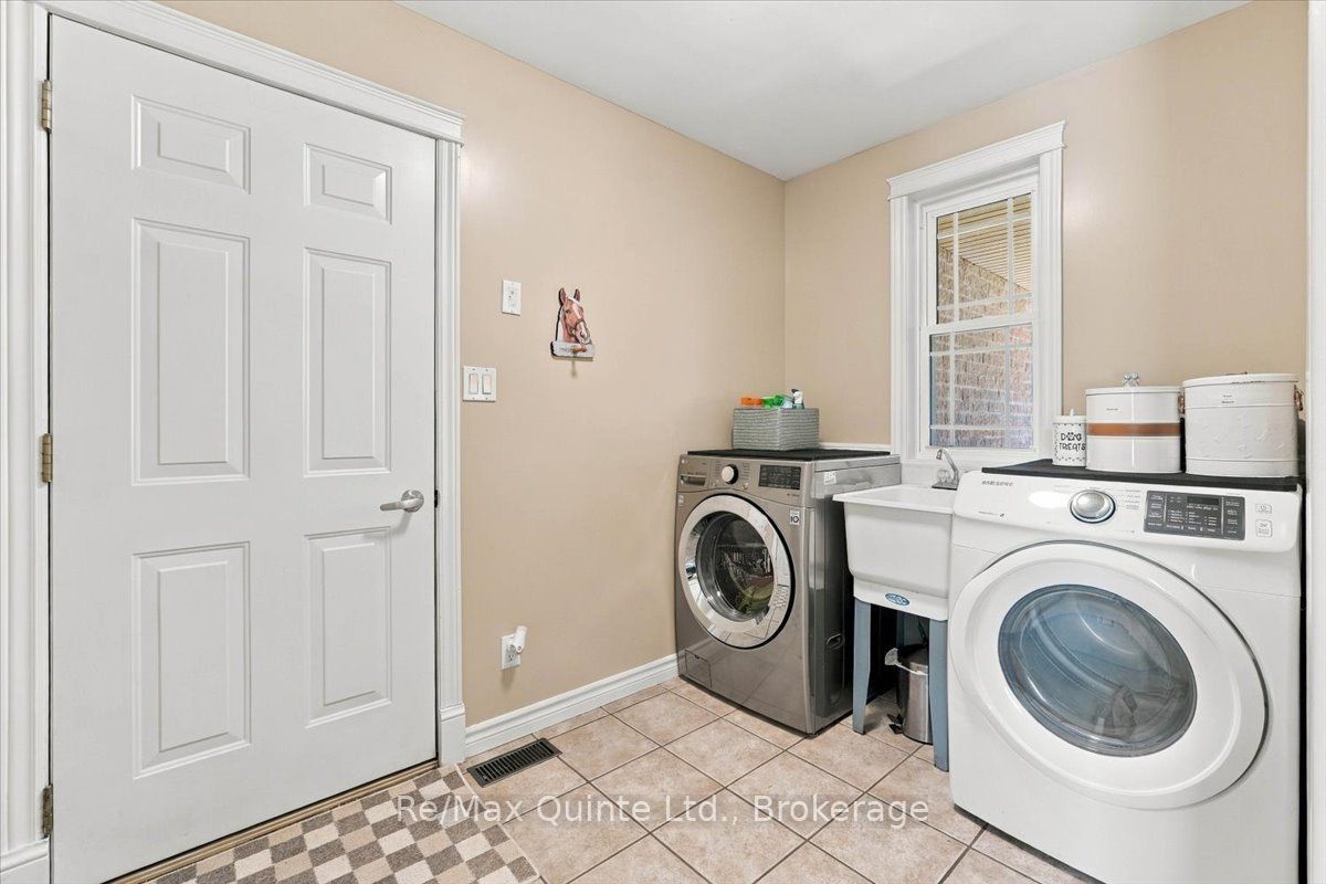 794 English Settlement Road Property Photo 6