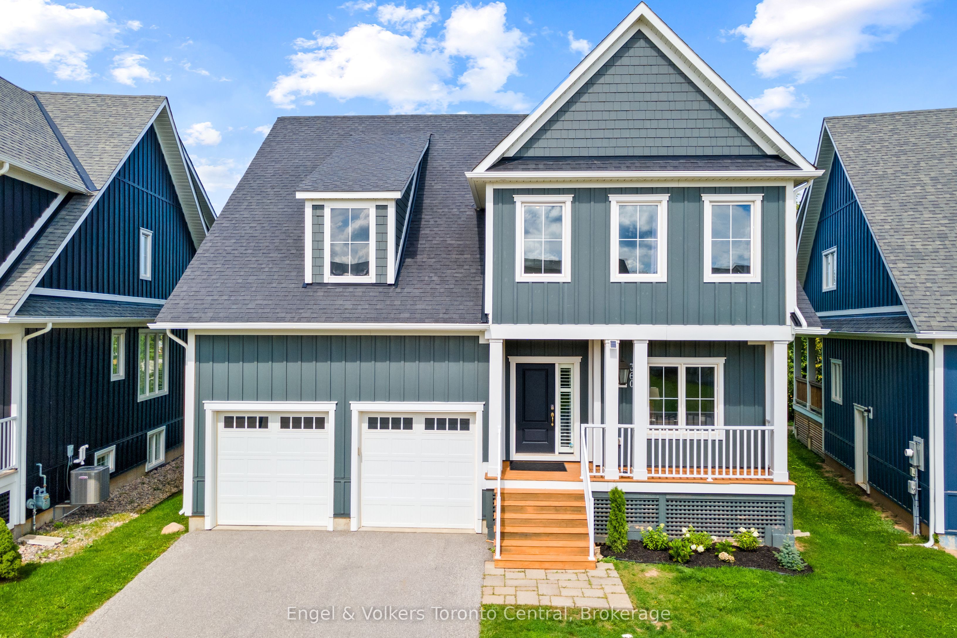 360 YELLOW BIRCH Crescent Property Photo 1