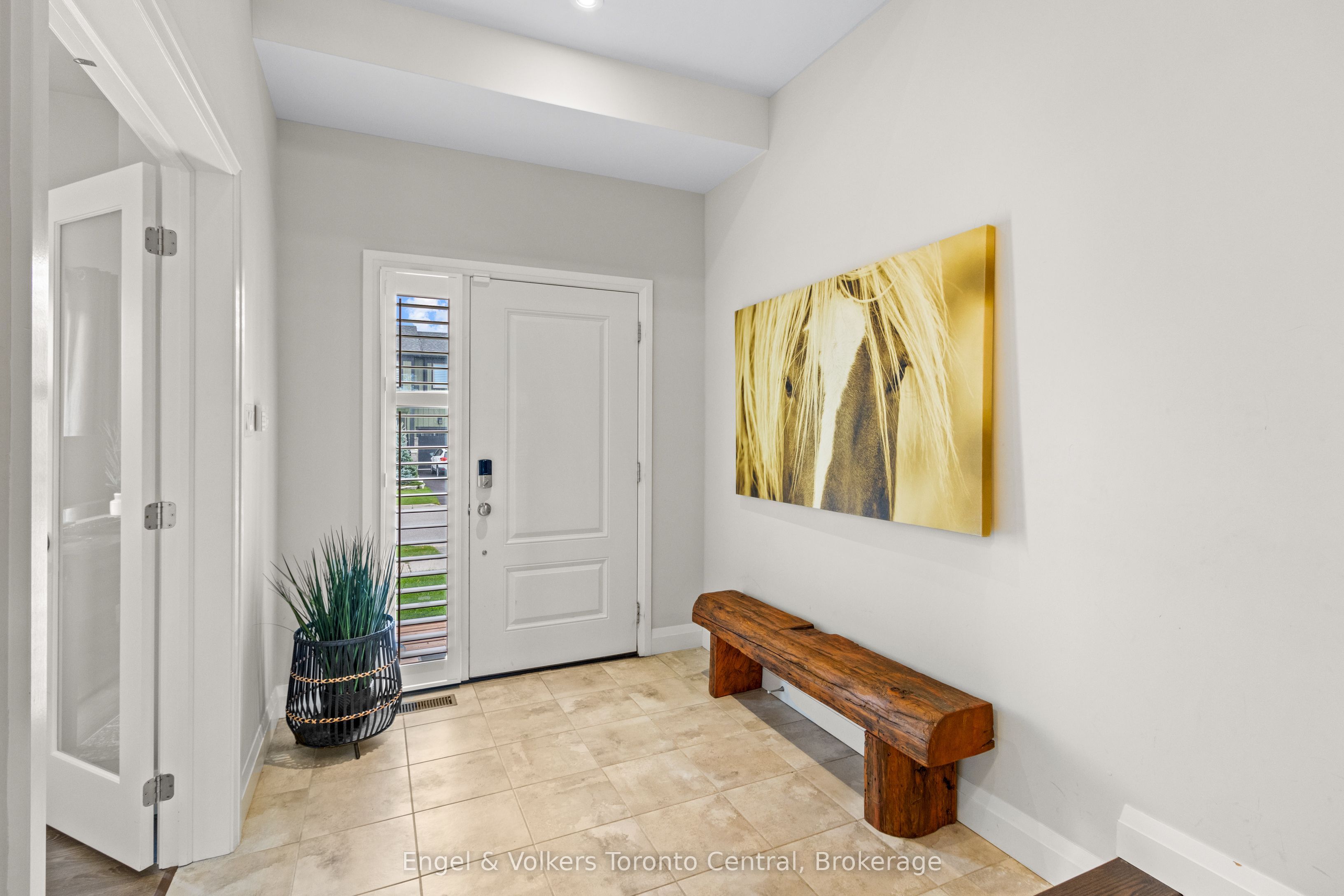 360 Yellow Birch Crescent Property Photo 18