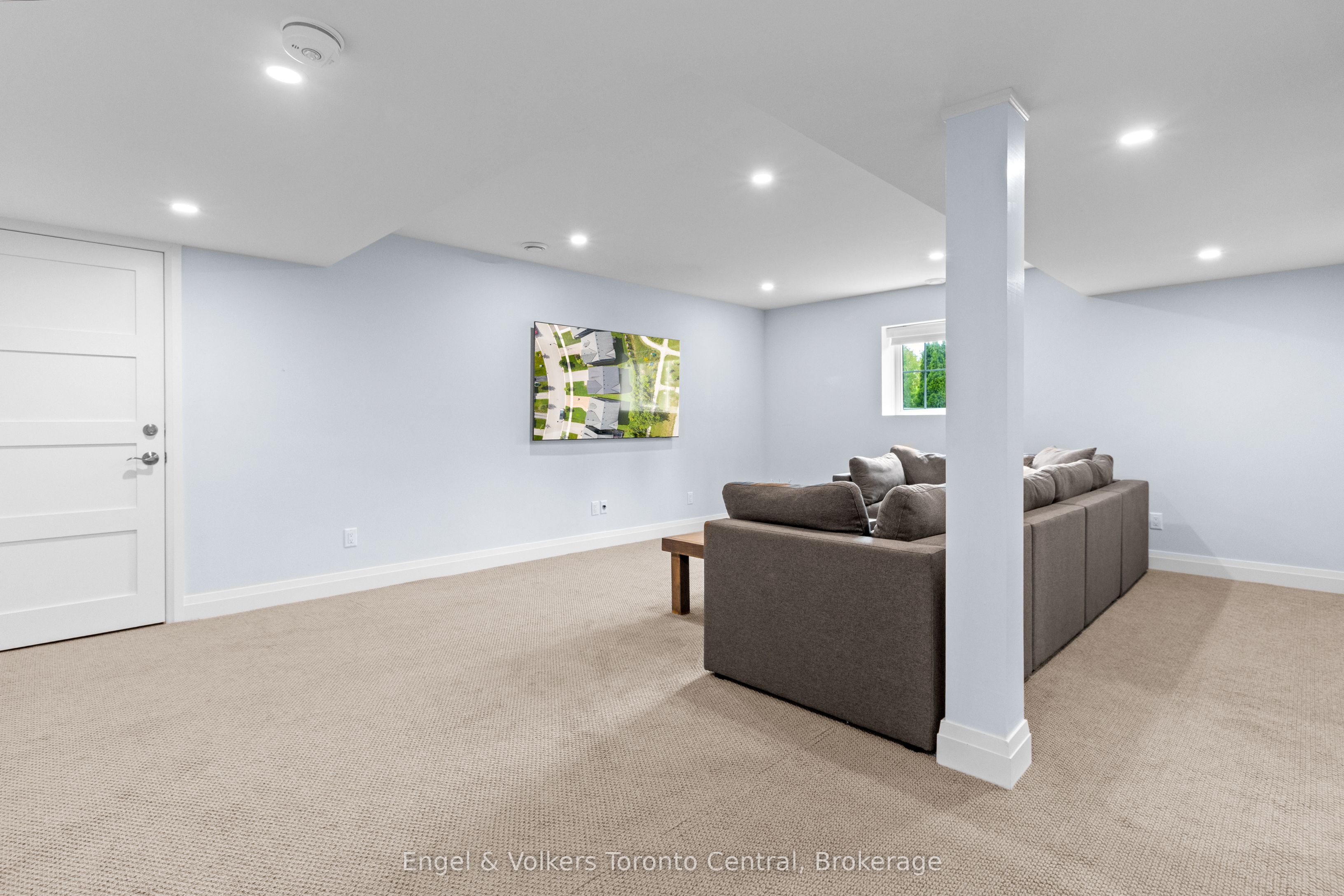 360 Yellow Birch Crescent Property Photo 37