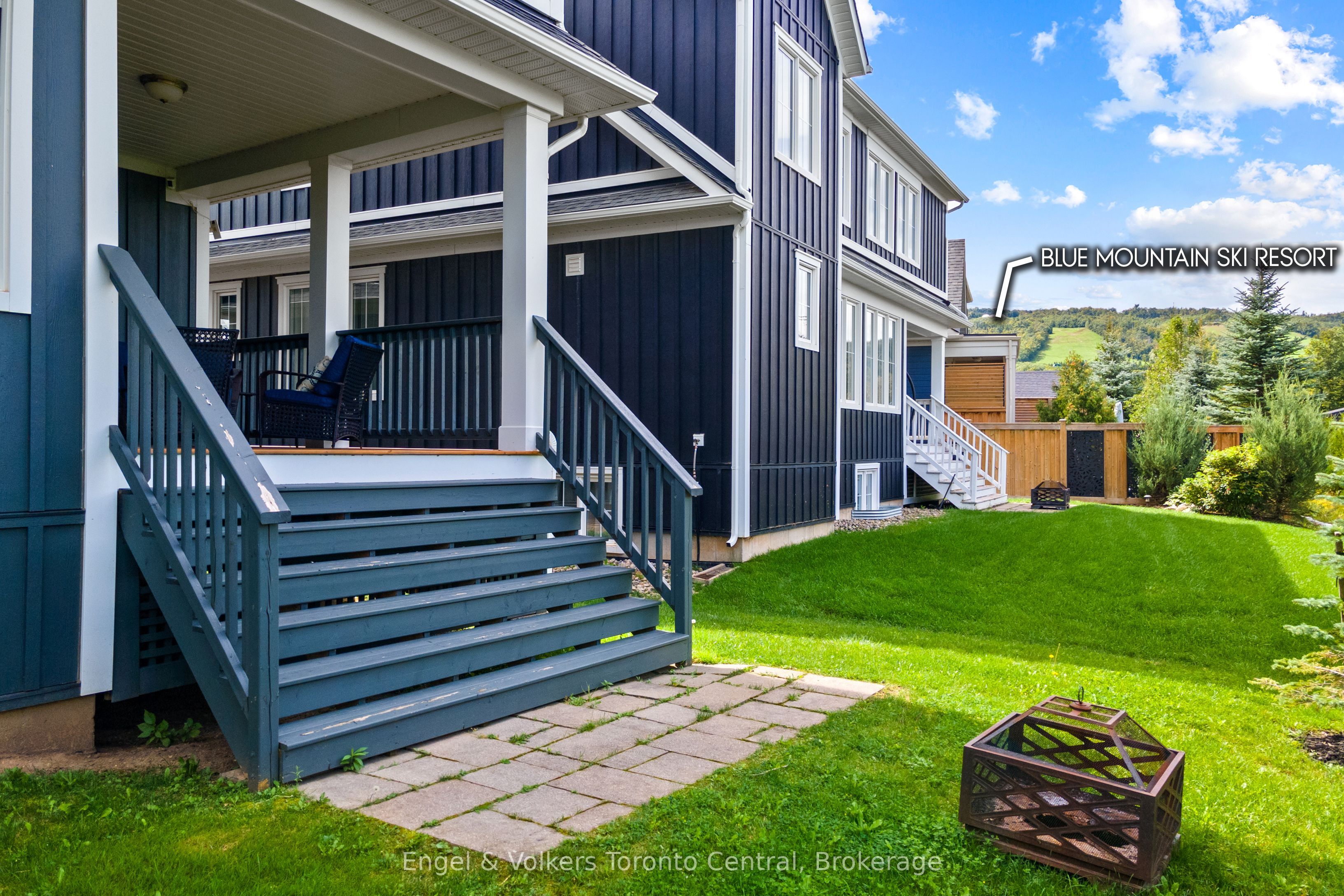 360 Yellow Birch Crescent Property Photo 44