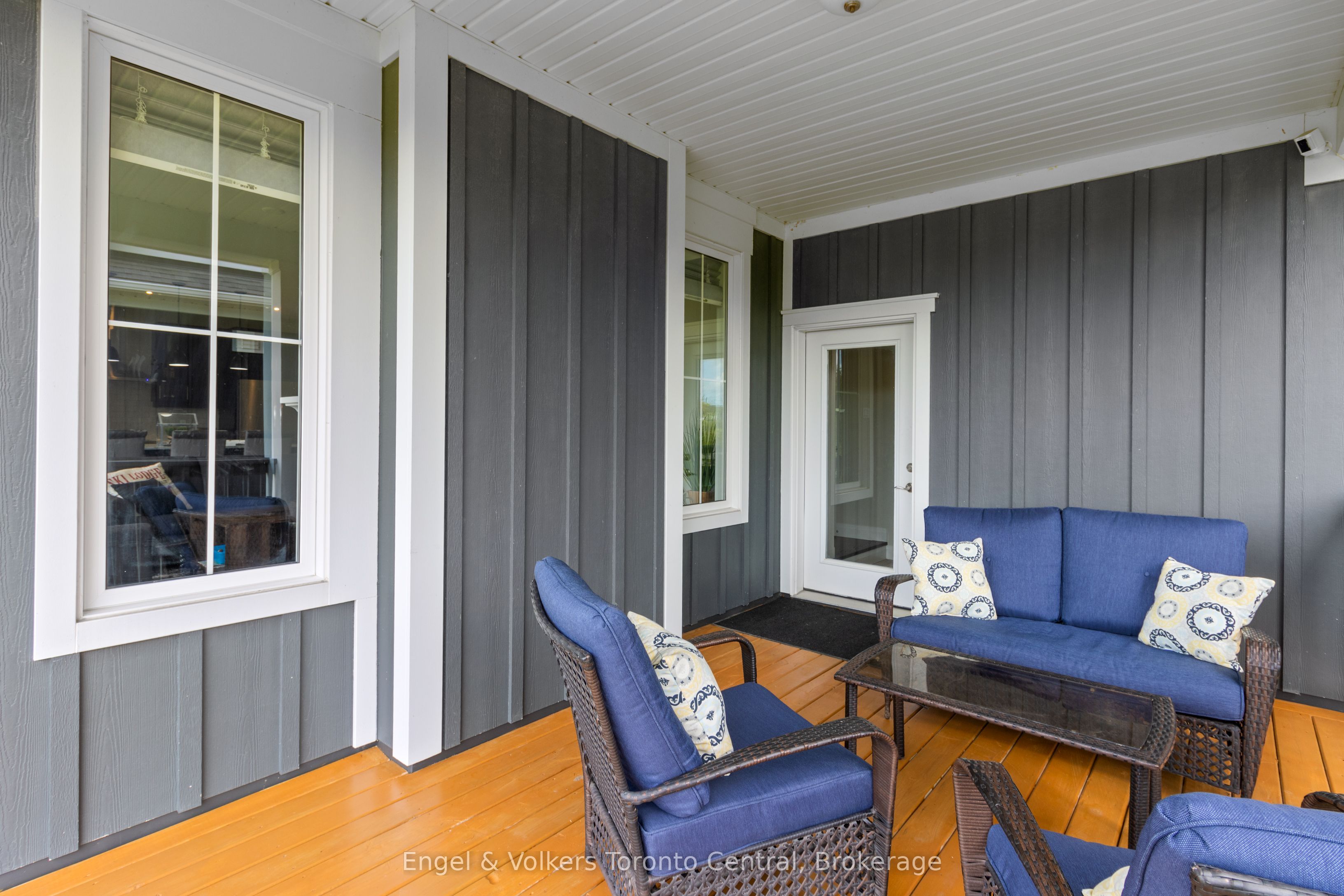 360 Yellow Birch Crescent Property Photo 45