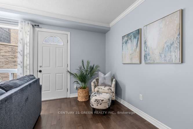 474 Southdale Road E 28 Property Photo 19