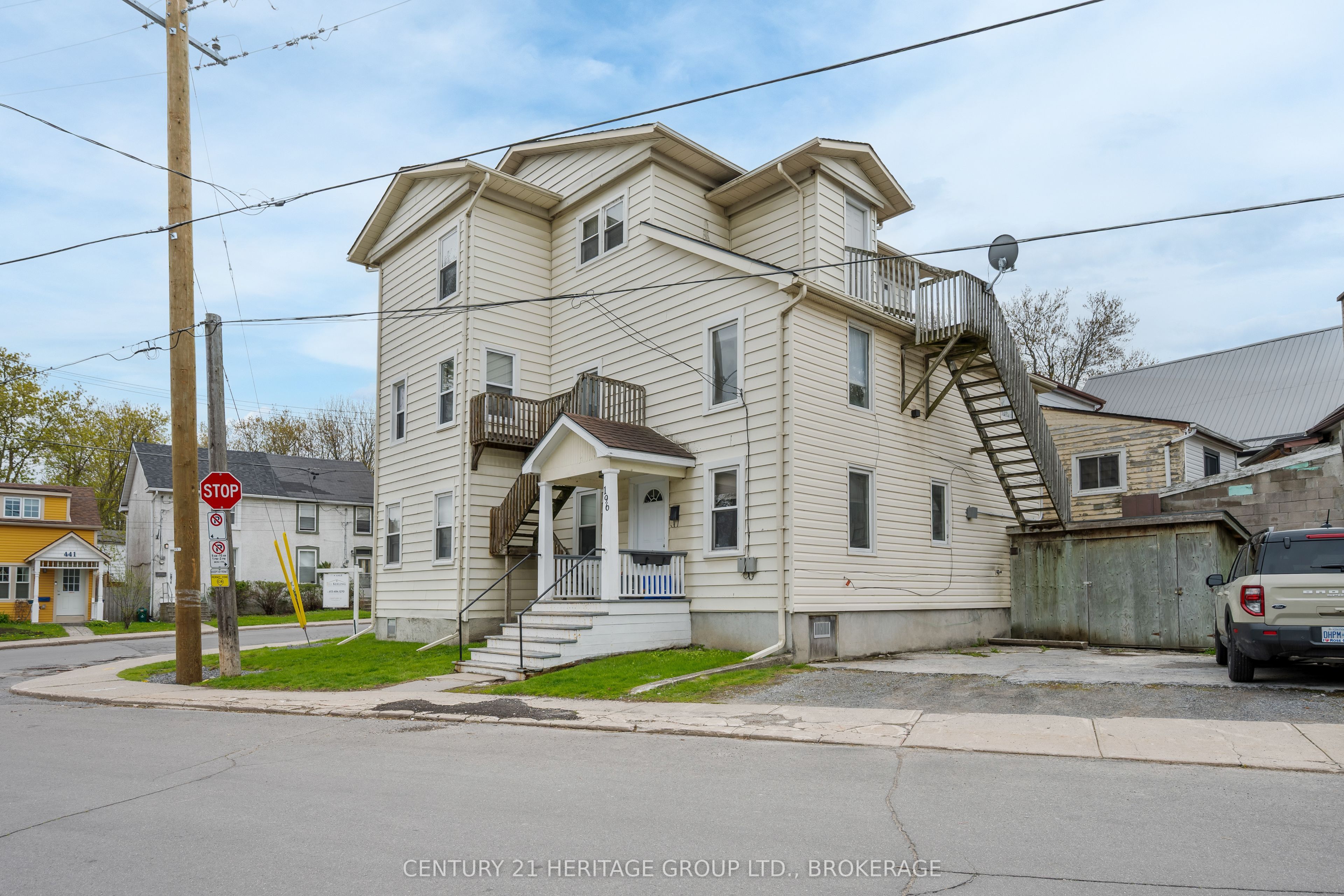 432 Barrie Street Property Photo 1