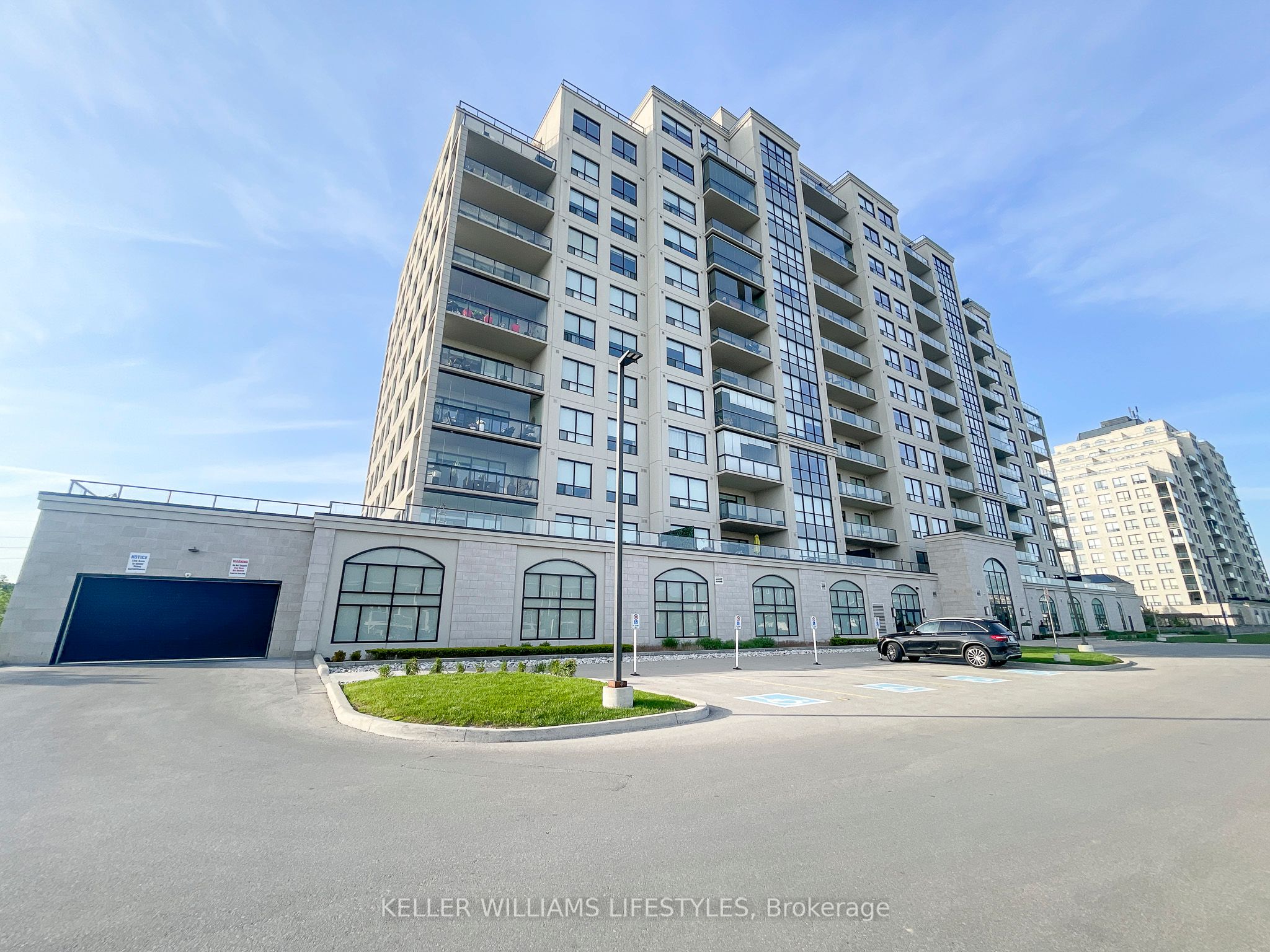 260 Village Walk Boulevard 512 Property Photo 1