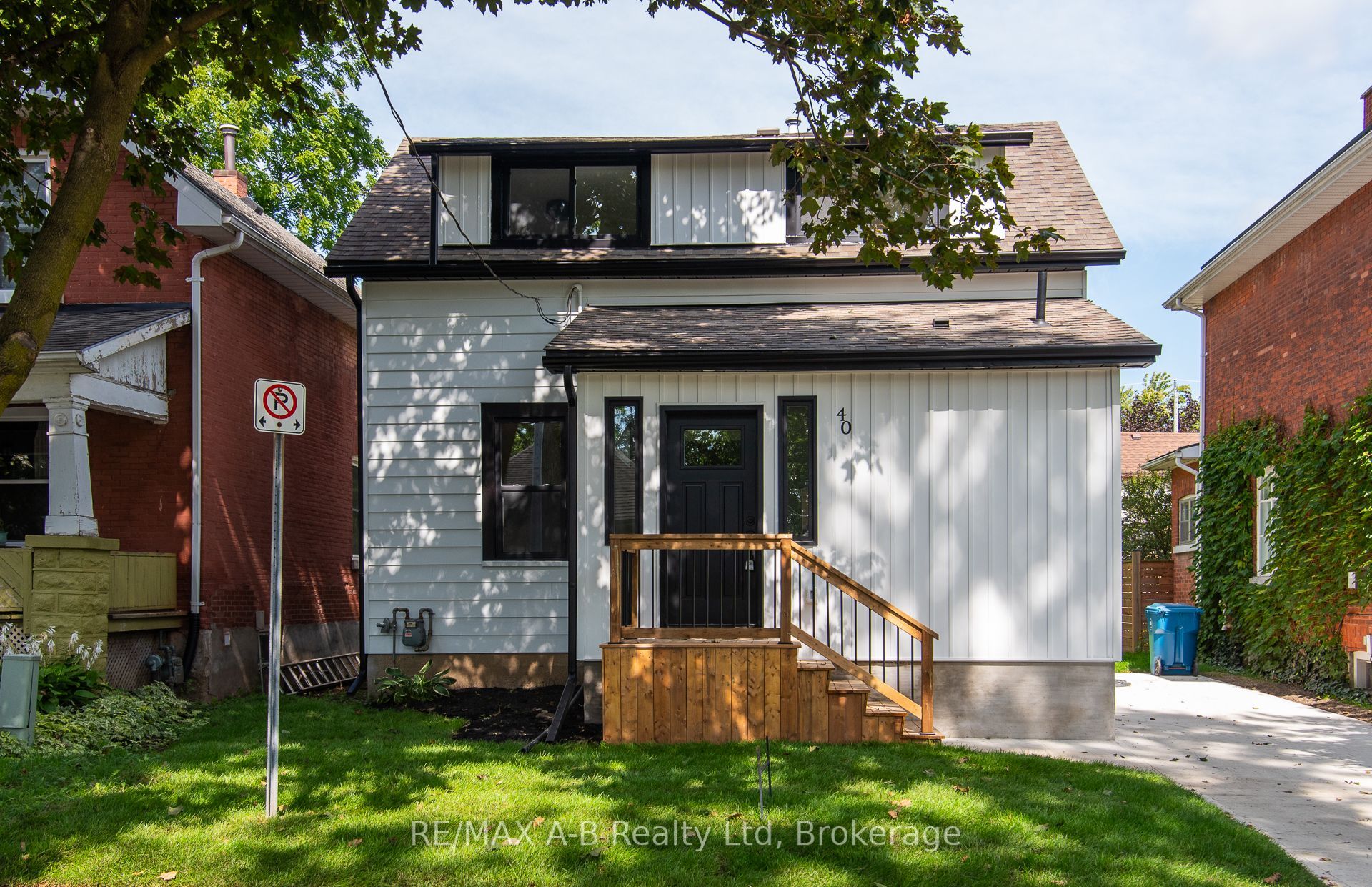 40 East Gore Street Property Photo 1