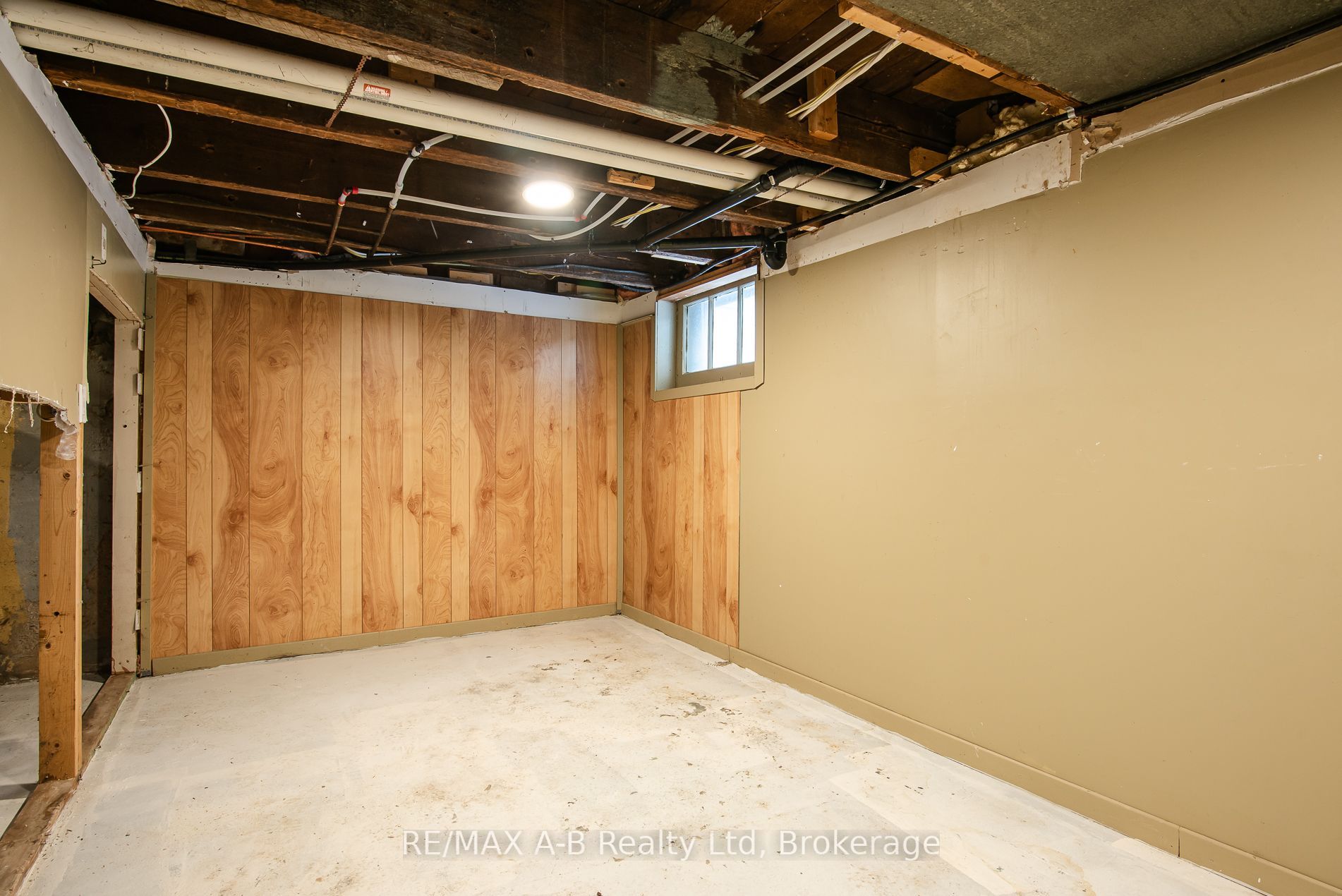 40 East Gore Street Property Photo 38