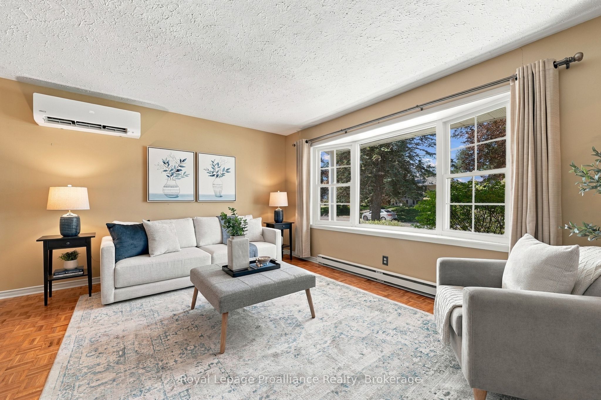 36 Parkview Heights Property Photo 8