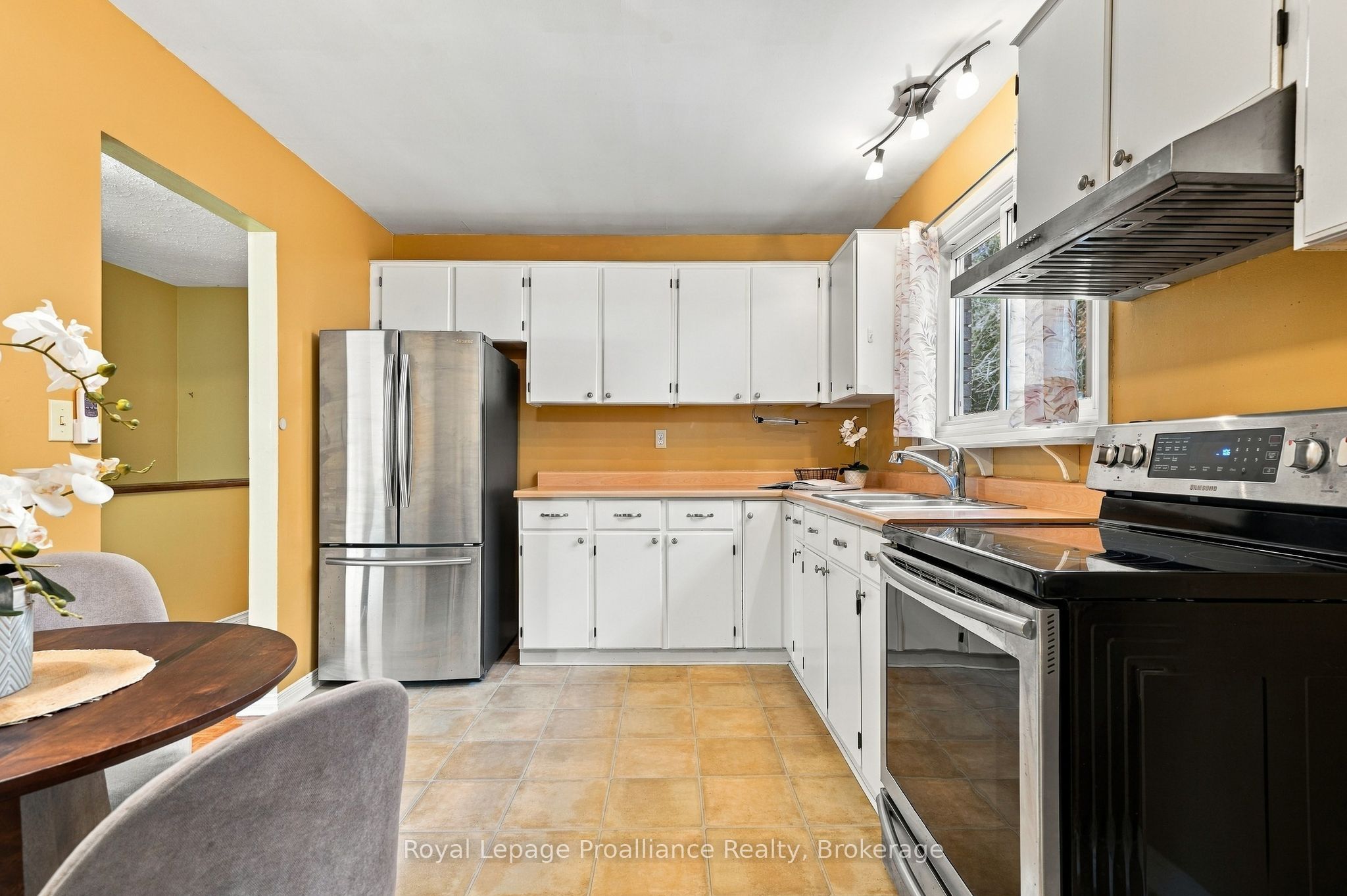 36 Parkview Heights Property Photo 20