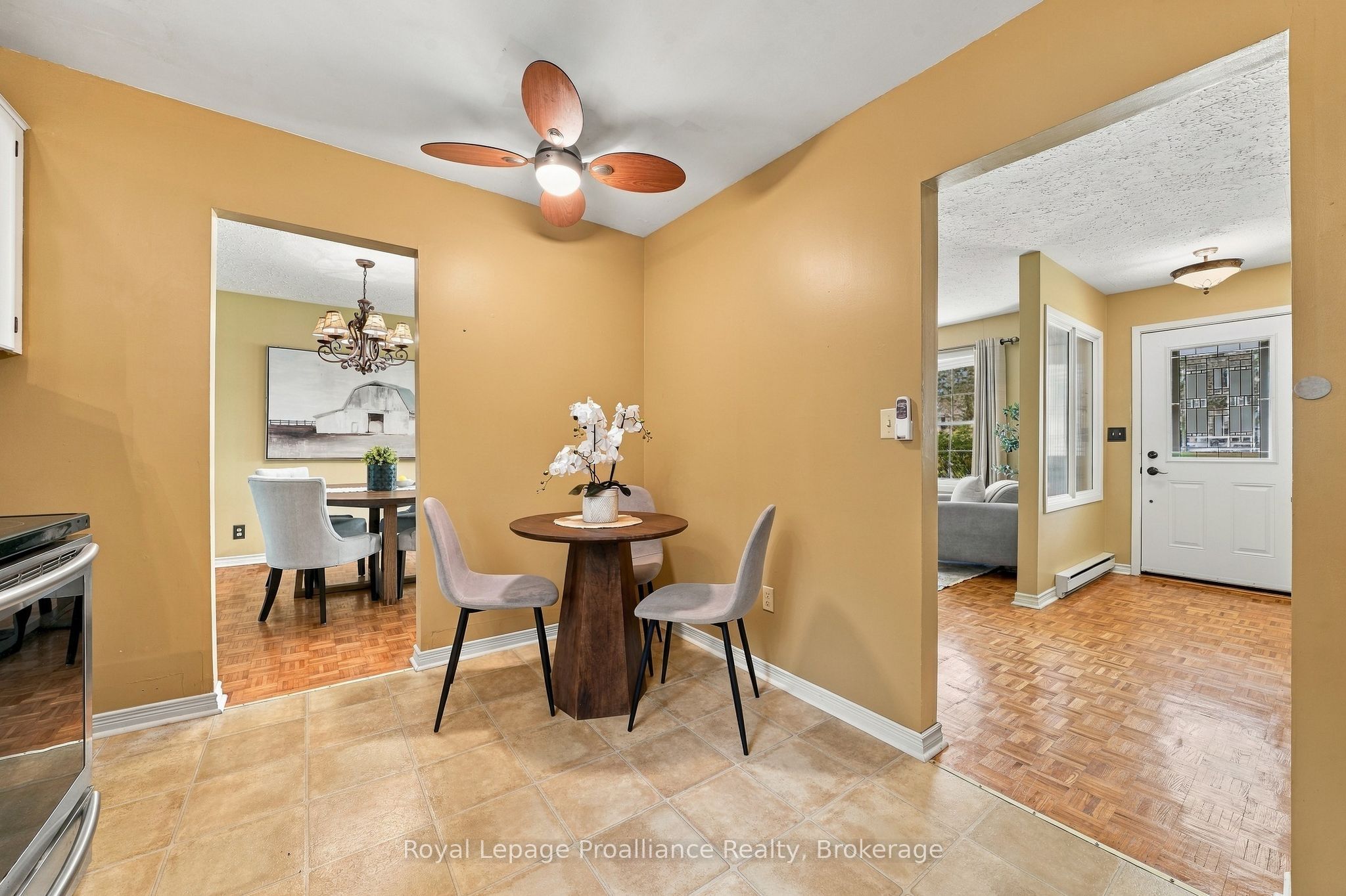 36 Parkview Heights Property Photo 21