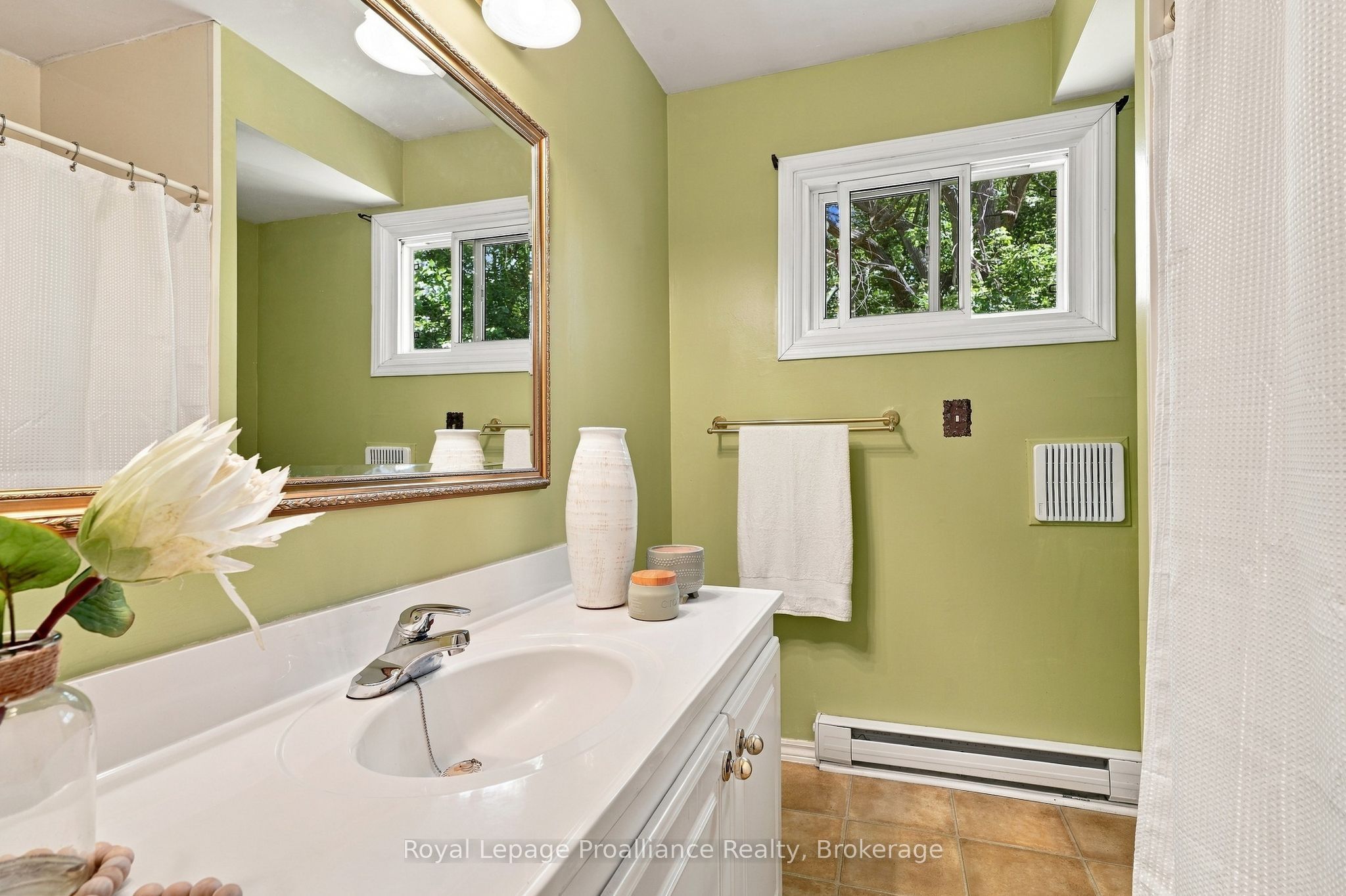 36 Parkview Heights Property Photo 25