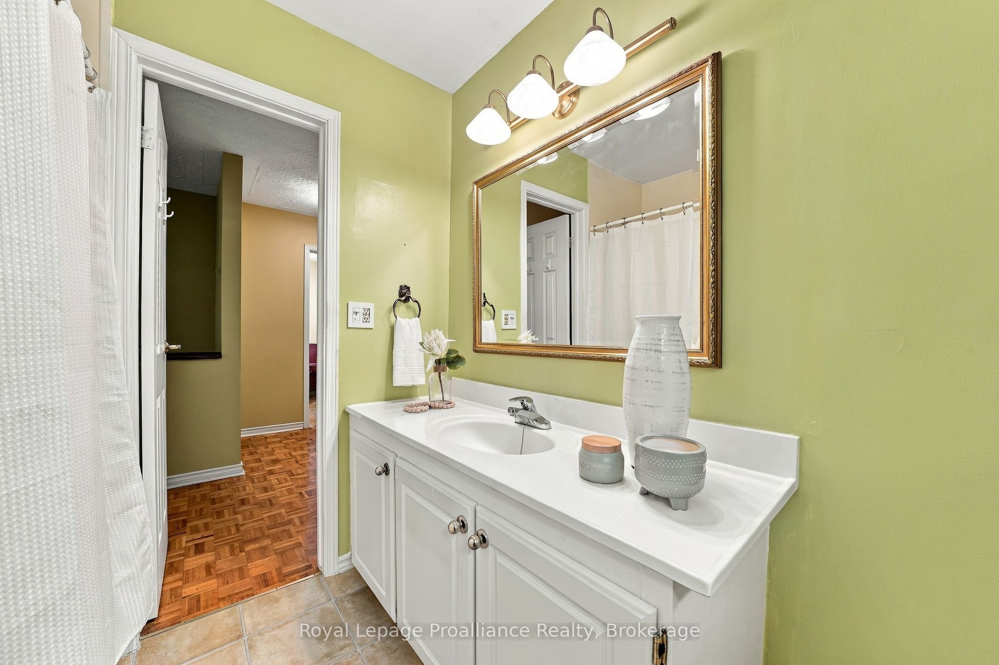 36 Parkview Heights Property Photo 26