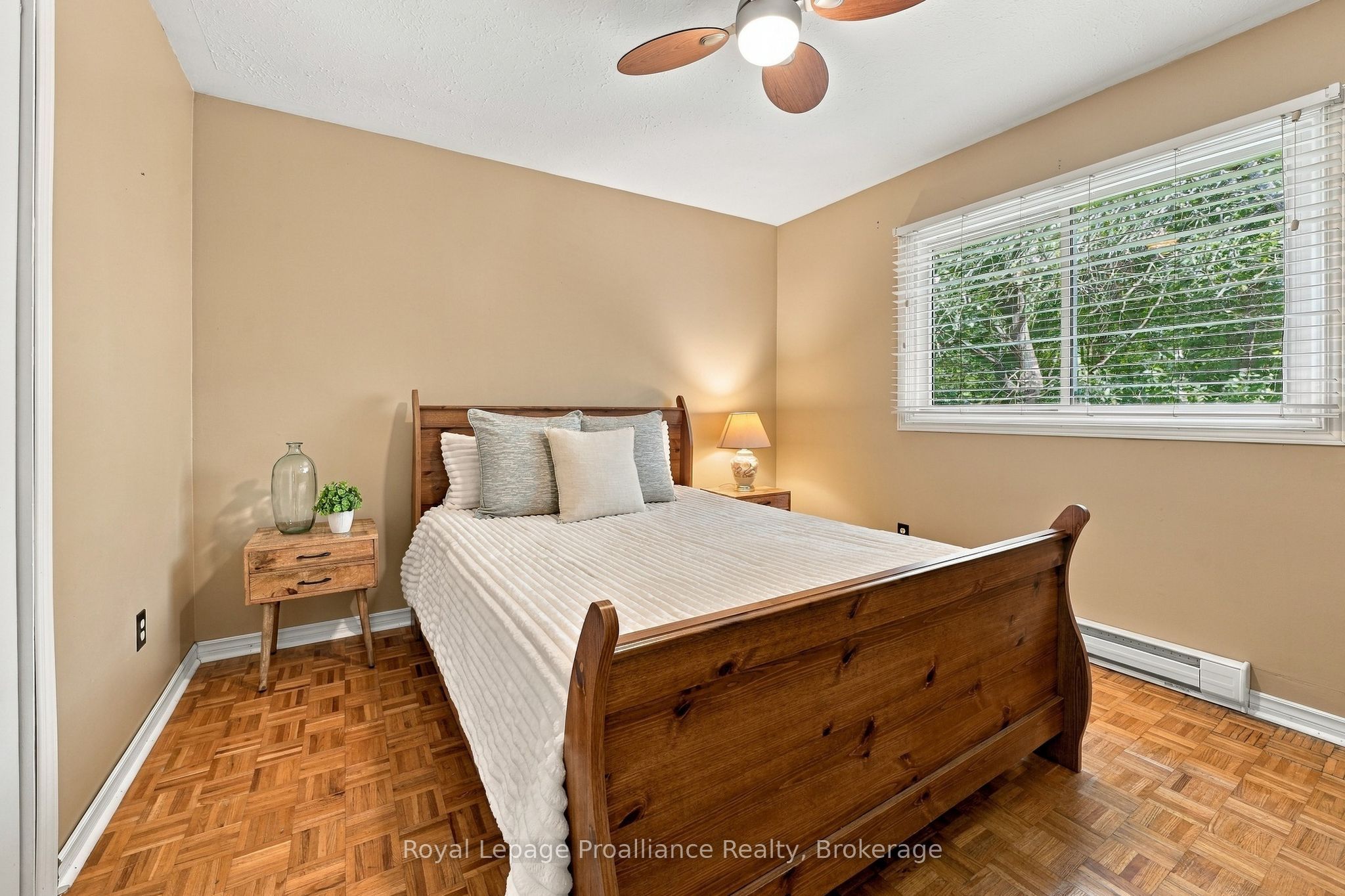 36 Parkview Heights Property Photo 27