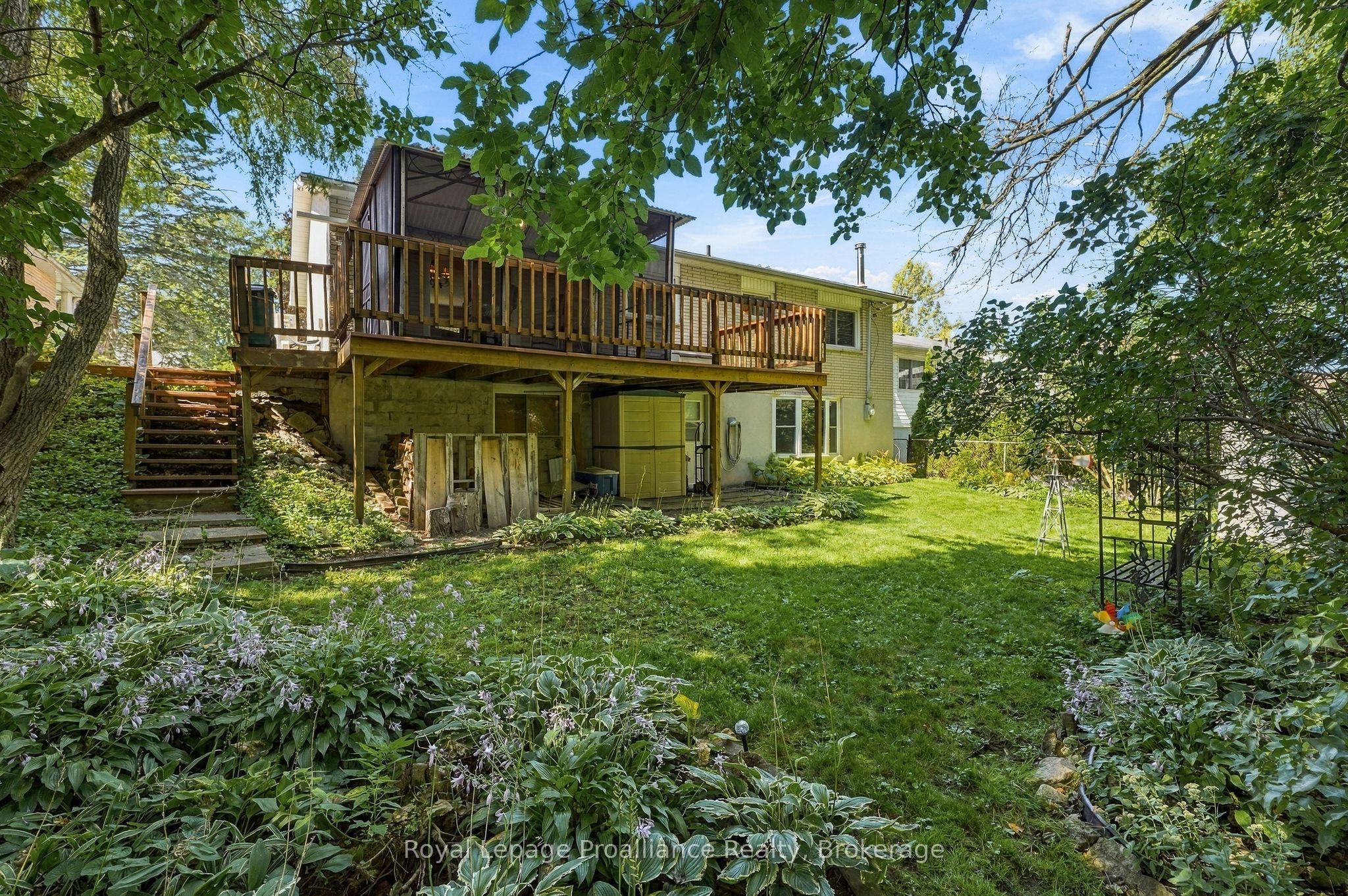 36 Parkview Heights Property Photo 45