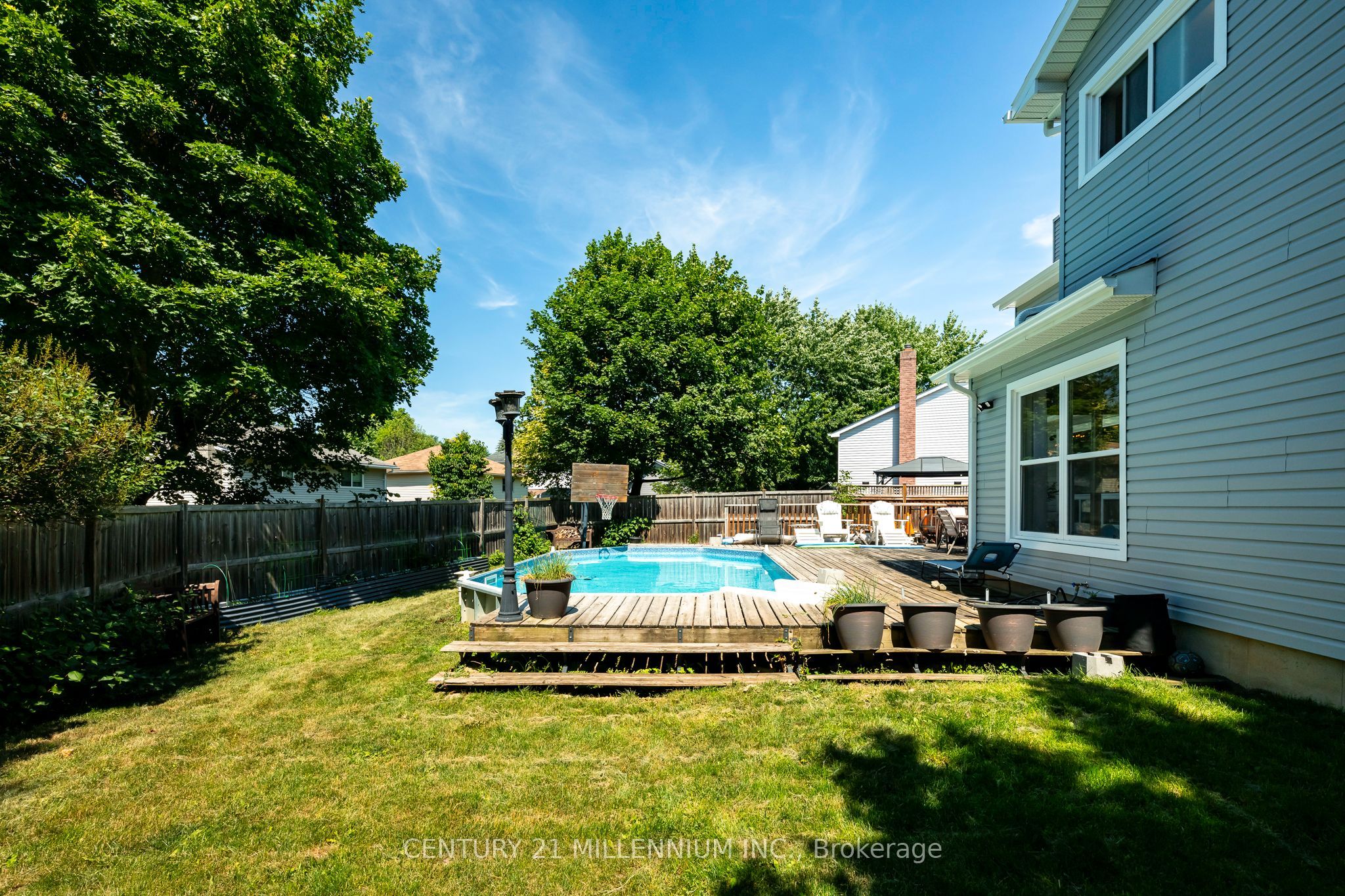 364 Stoneheight Place Property Photo 5