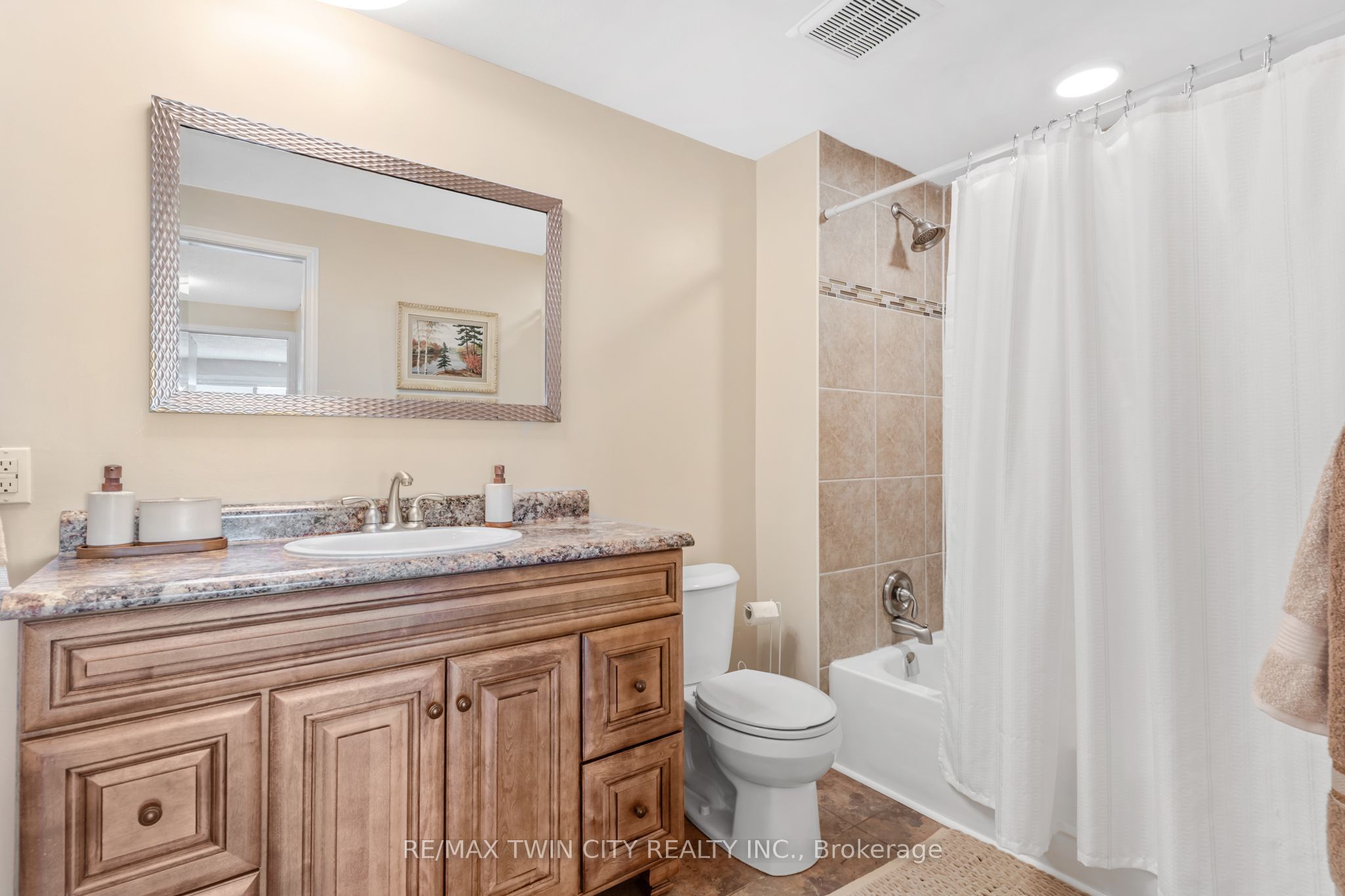 14 Williamsburg Road 51 Property Photo 24