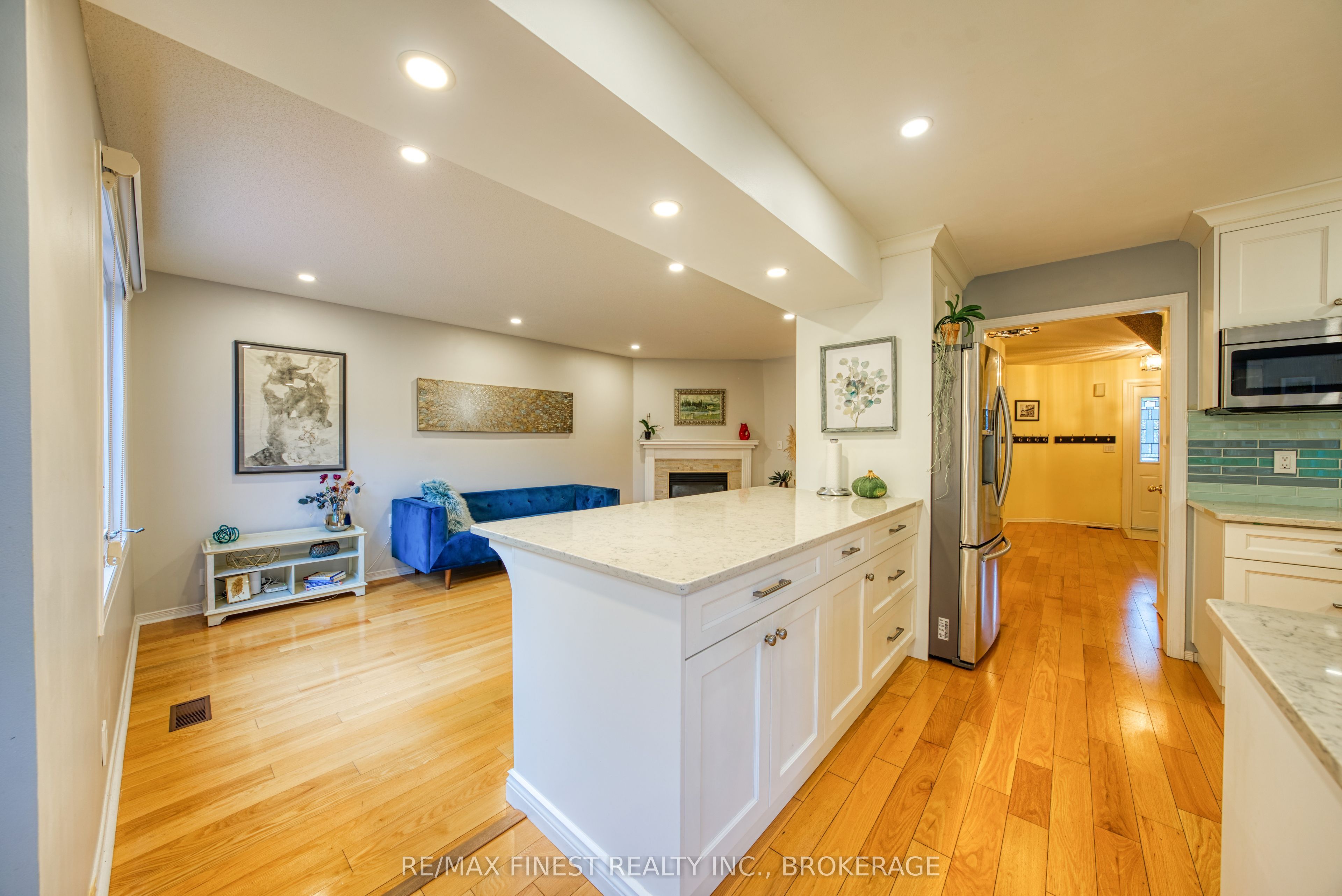 719 Woodside Drive Property Photo 15