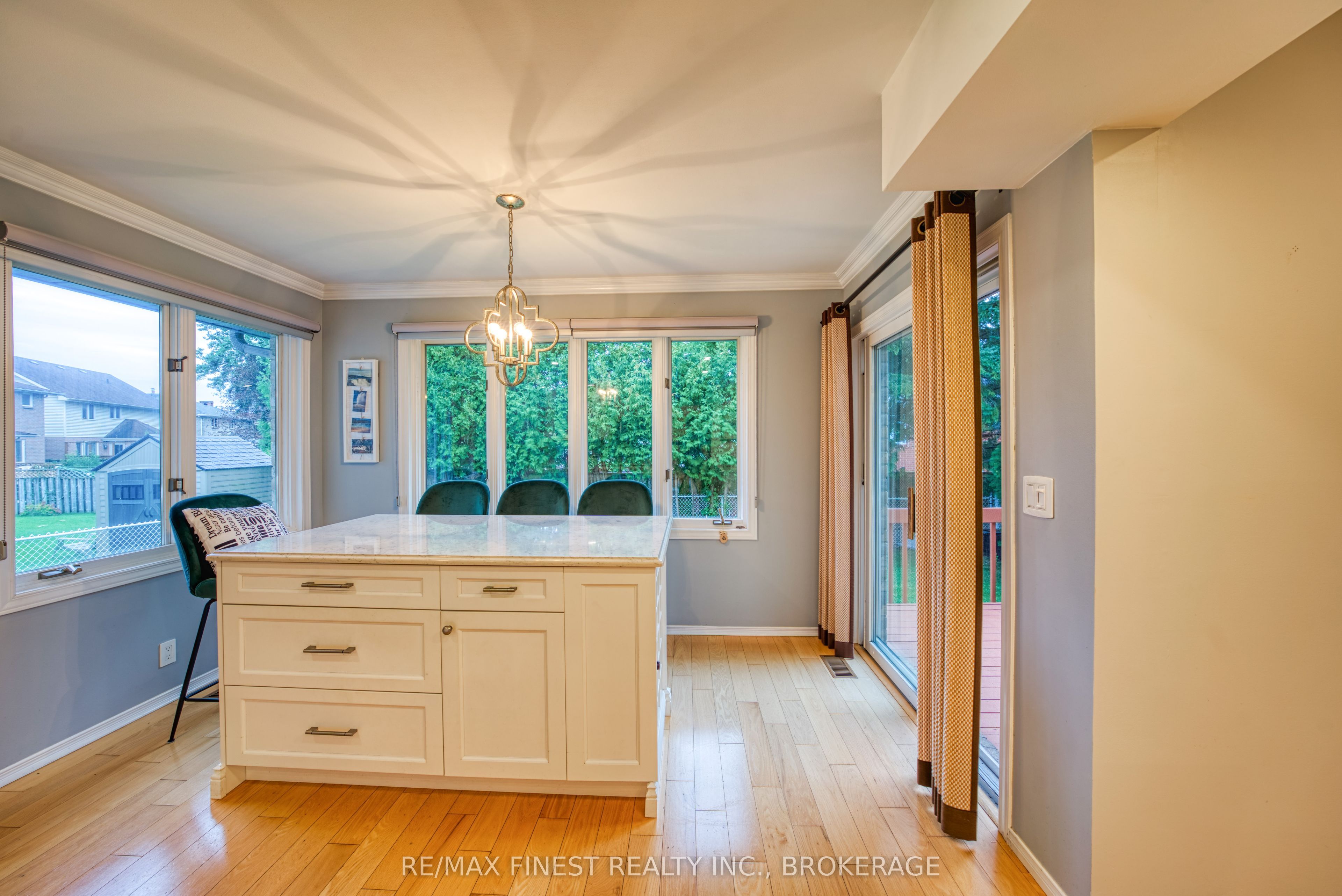 719 Woodside Drive Property Photo 16