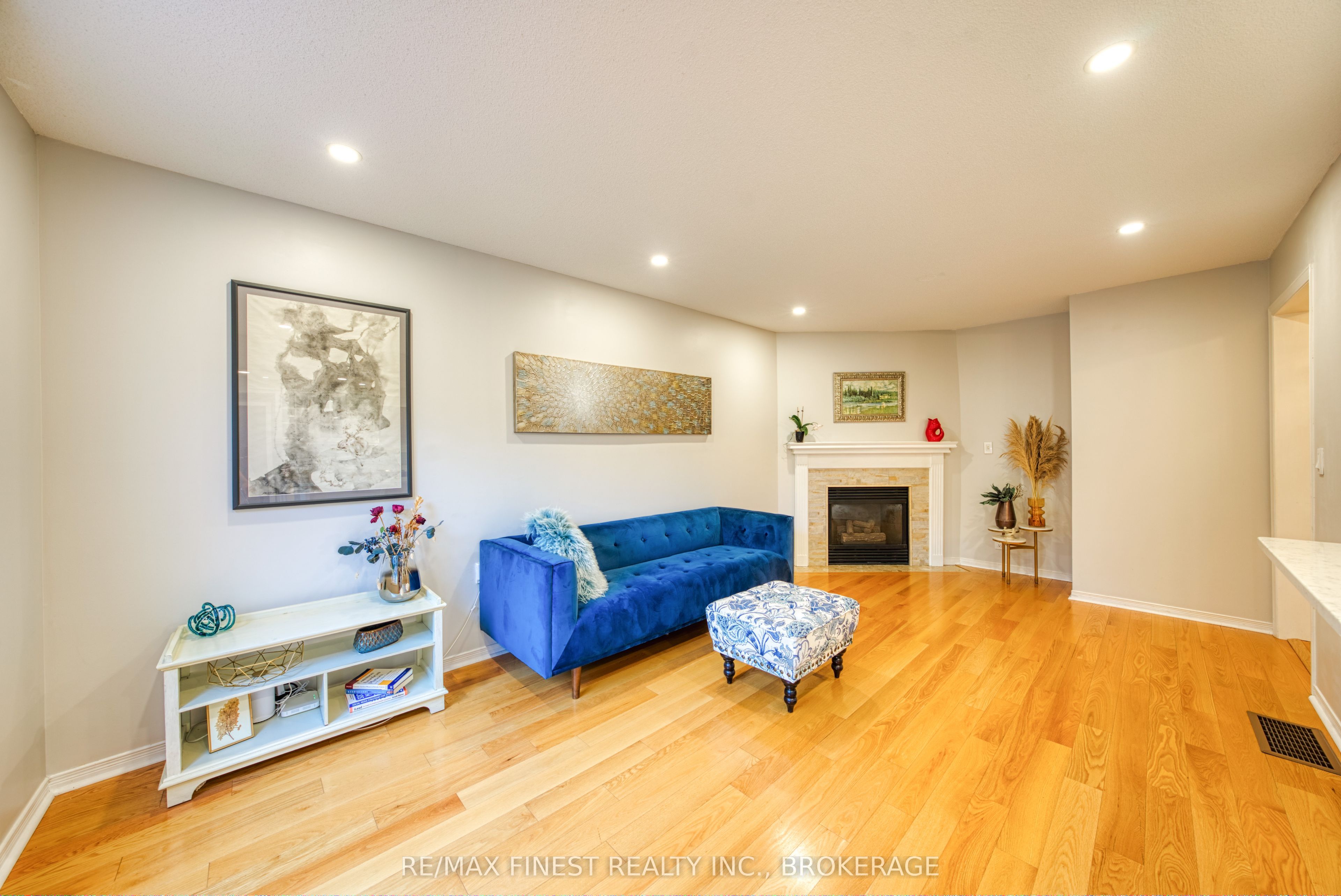719 Woodside Drive Property Photo 21