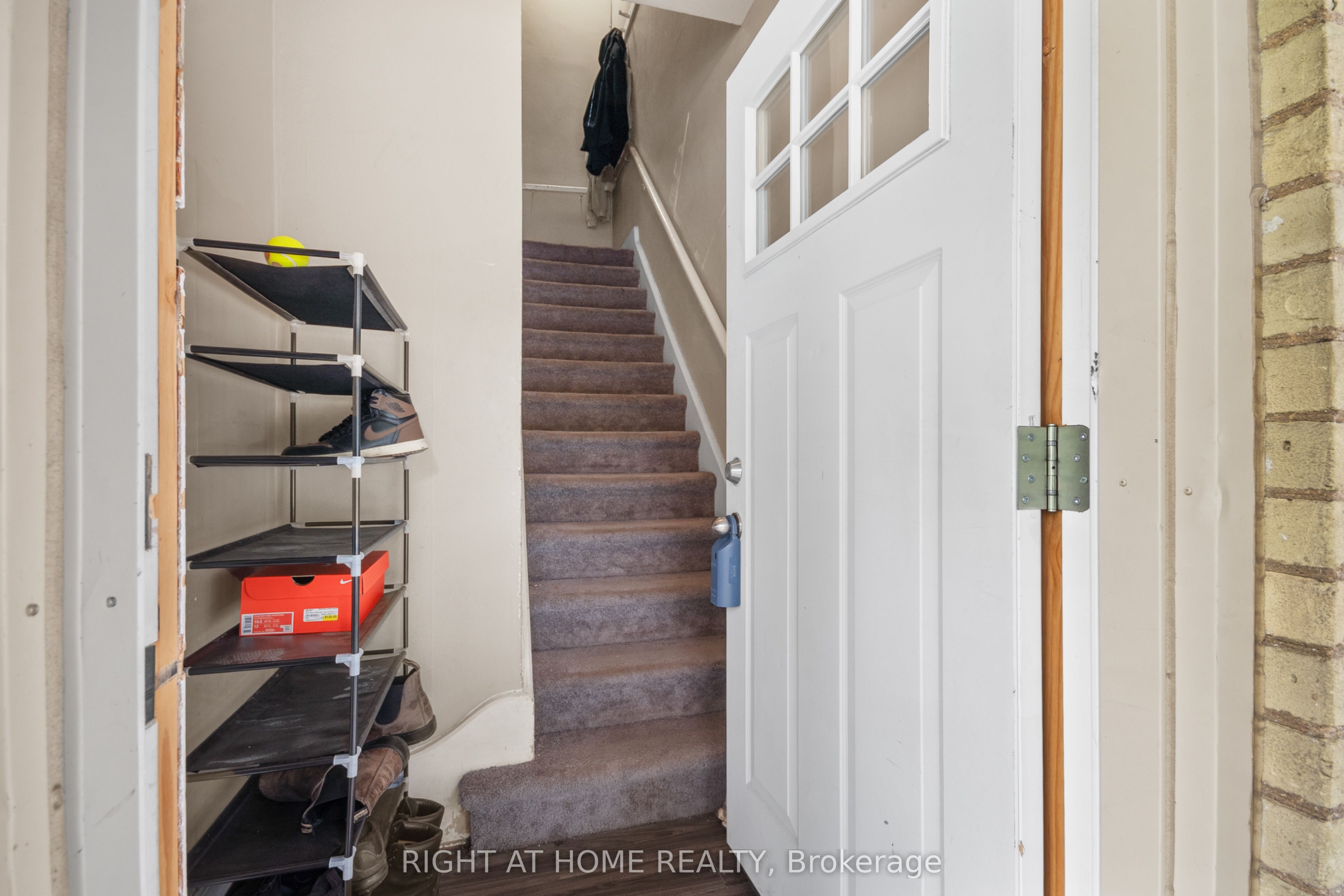202 Sydenham Street Property Photo 17