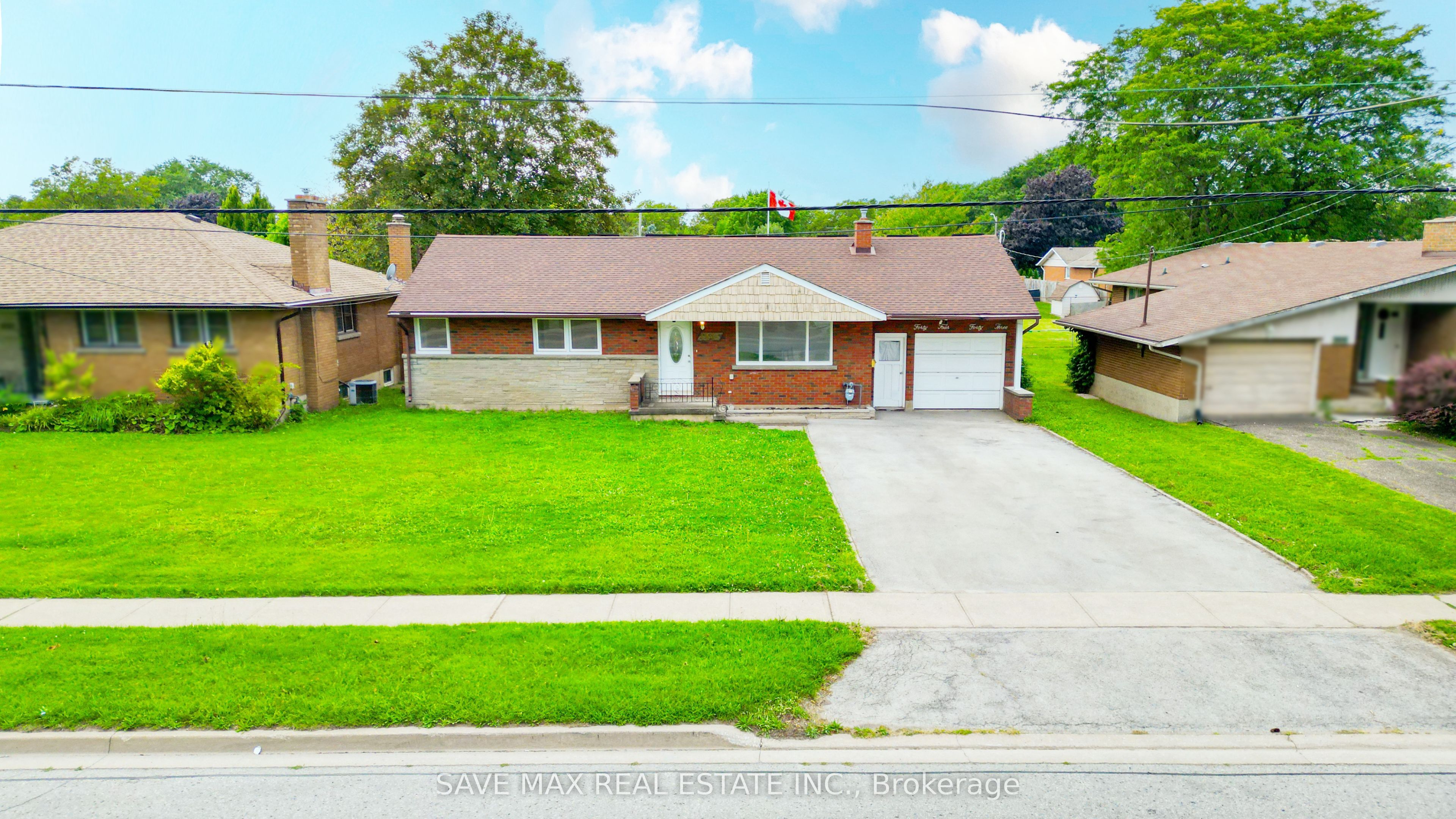 4443 Dorchester Road Property Photo 1