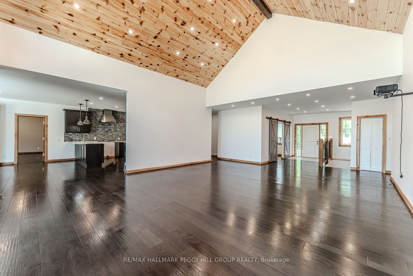 24b Buck Hill Road Property Photo 4
