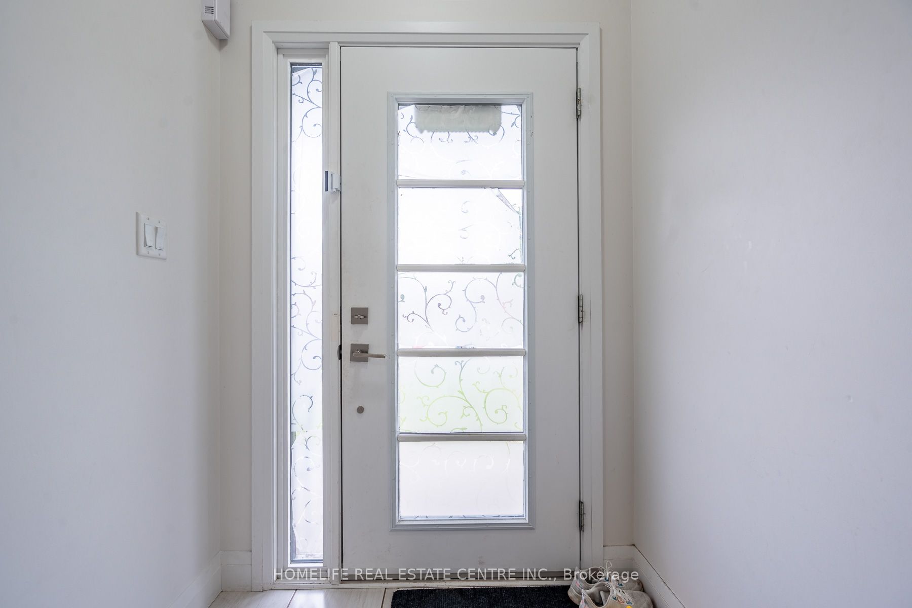6691 Cropp Street Property Photo 5