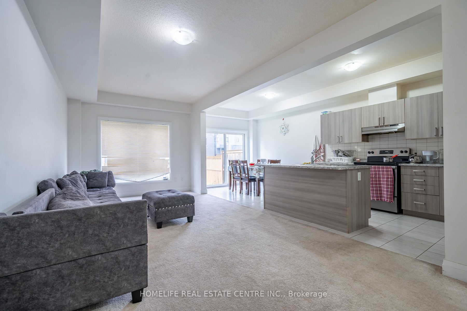 6691 Cropp Street Property Photo 7