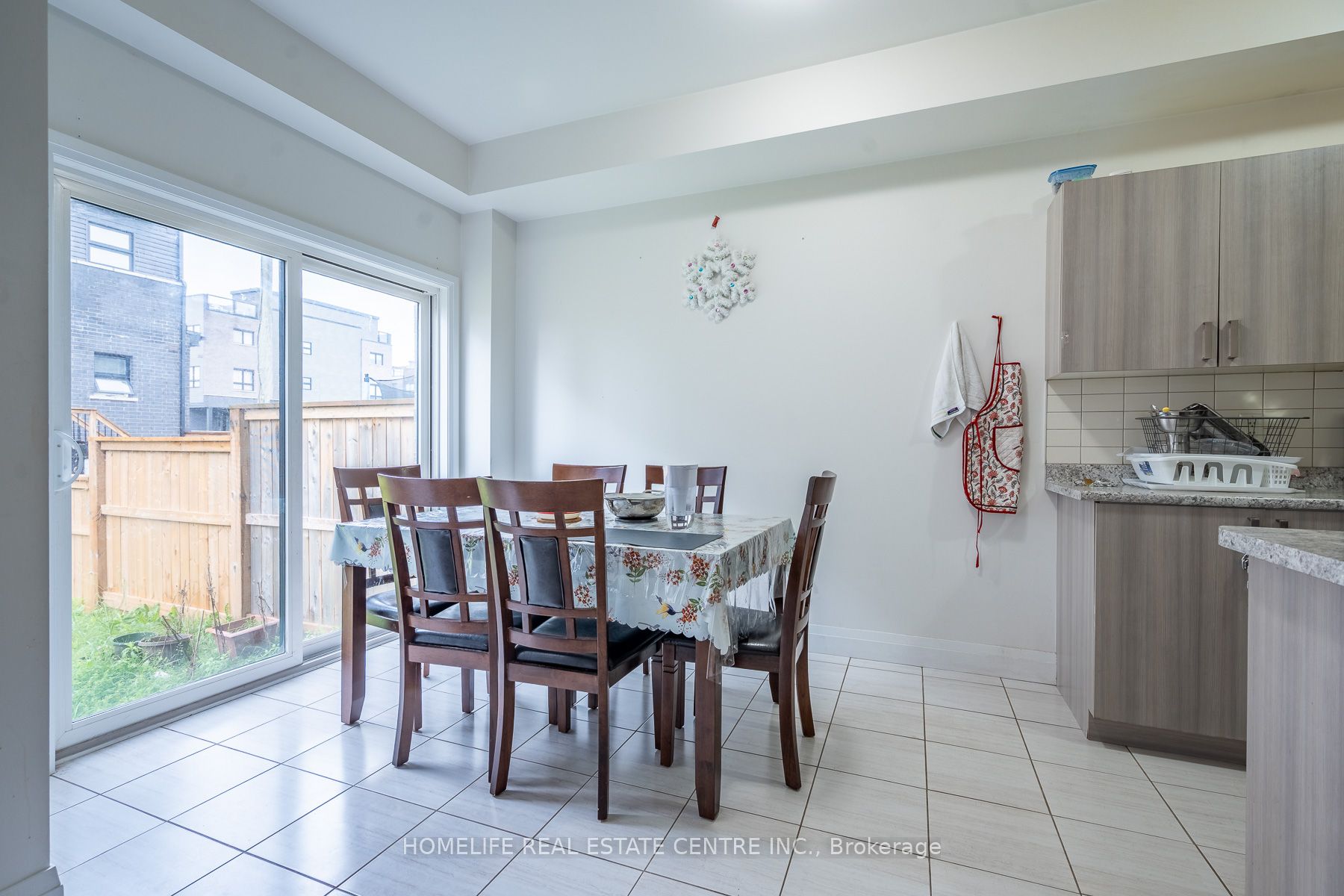 6691 Cropp Street Property Photo 14