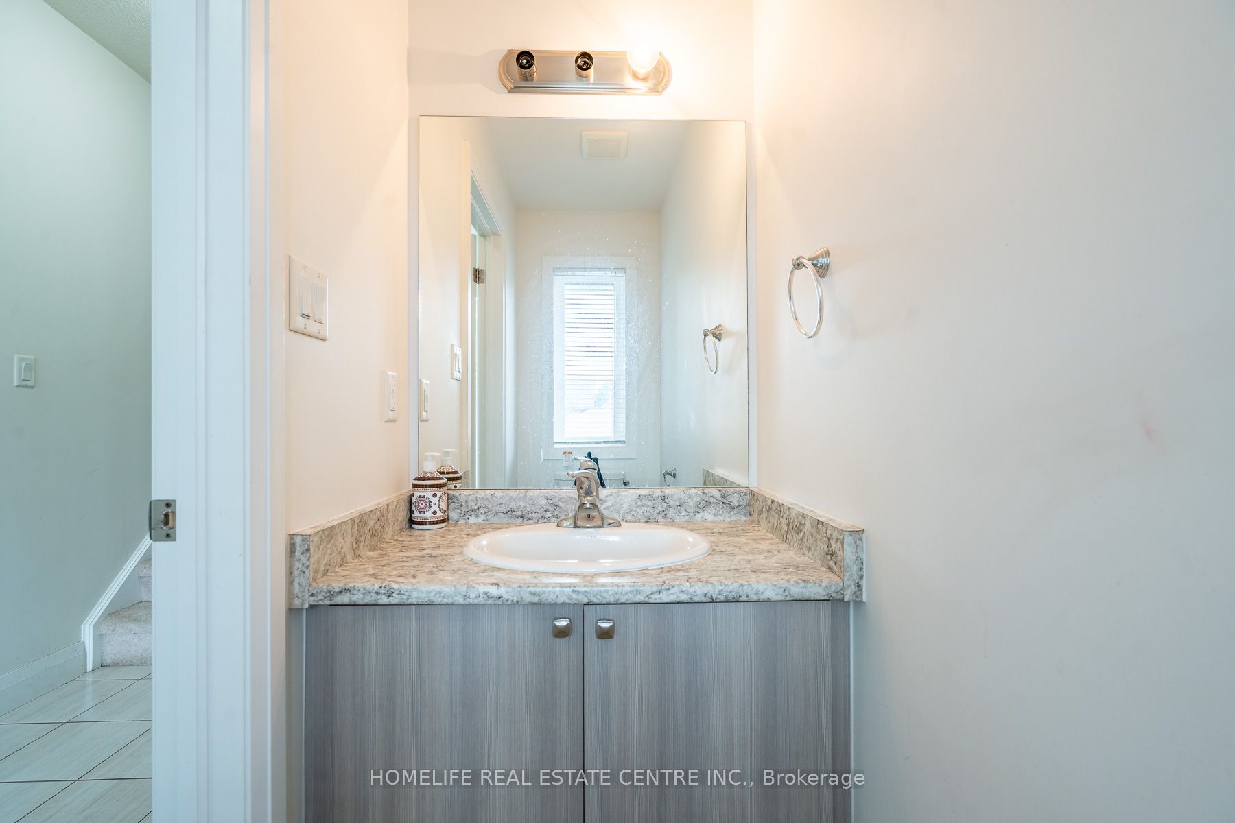 6691 Cropp Street Property Photo 15