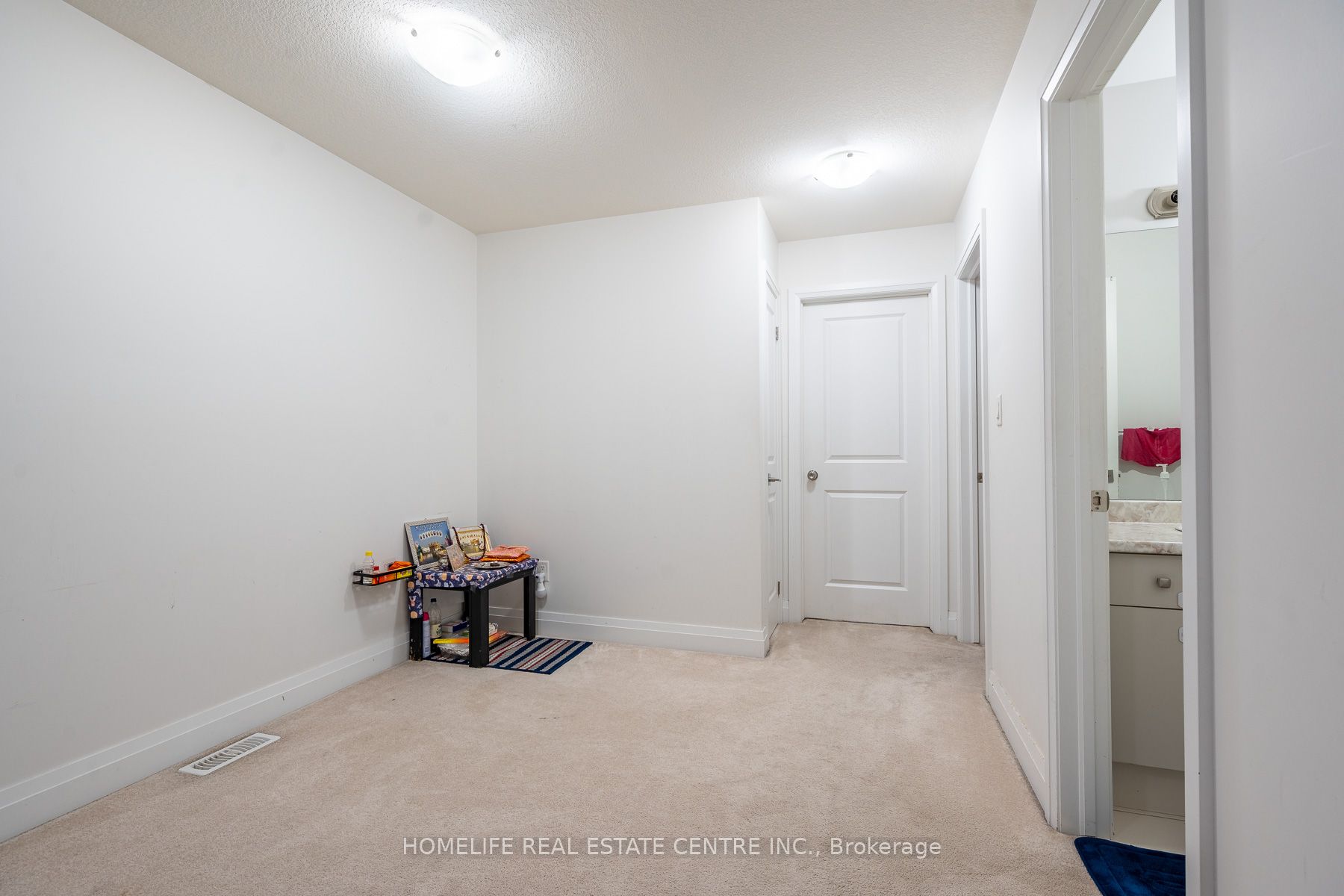 6691 Cropp Street Property Photo 19