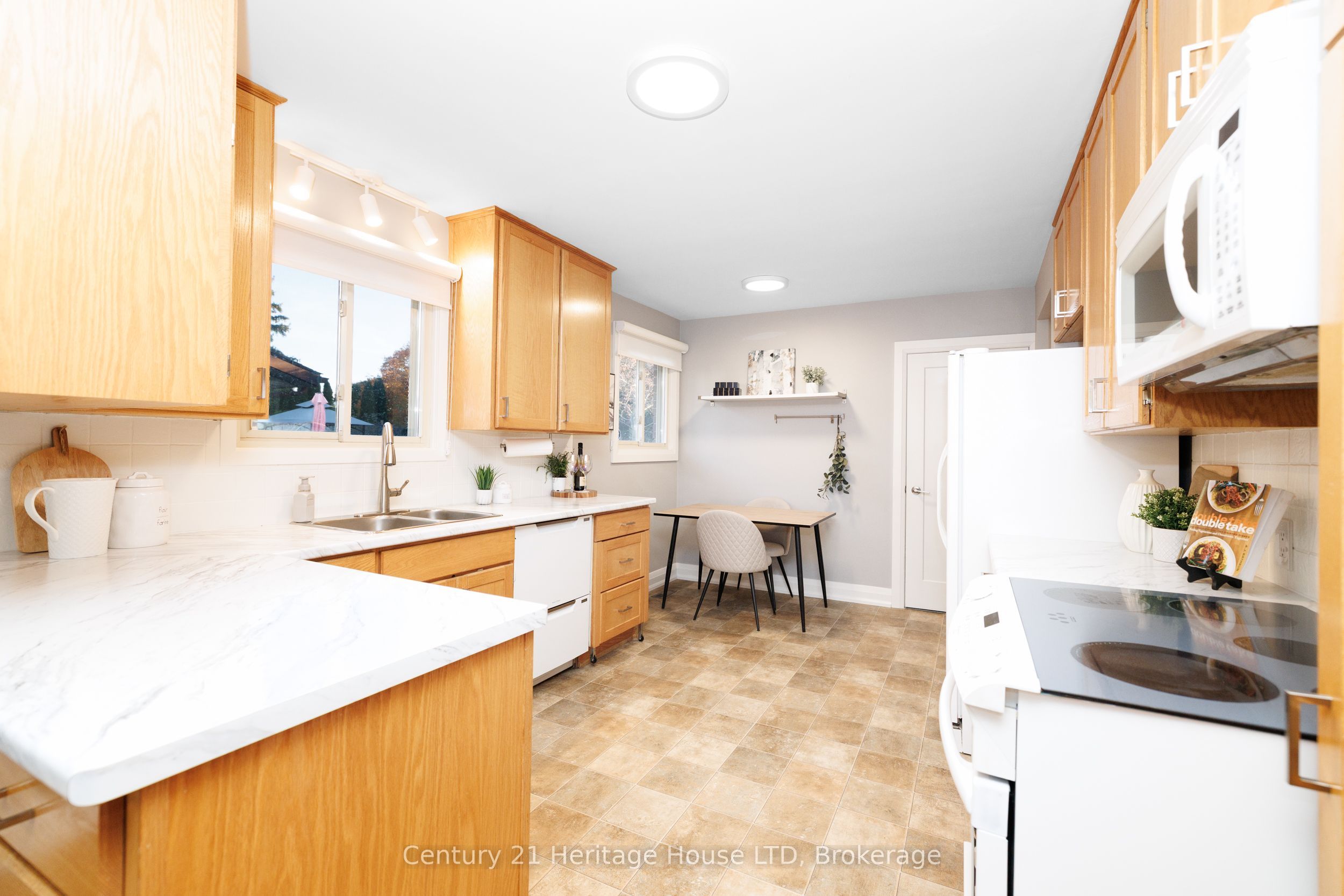 14 Stanley Street Property Photo 14