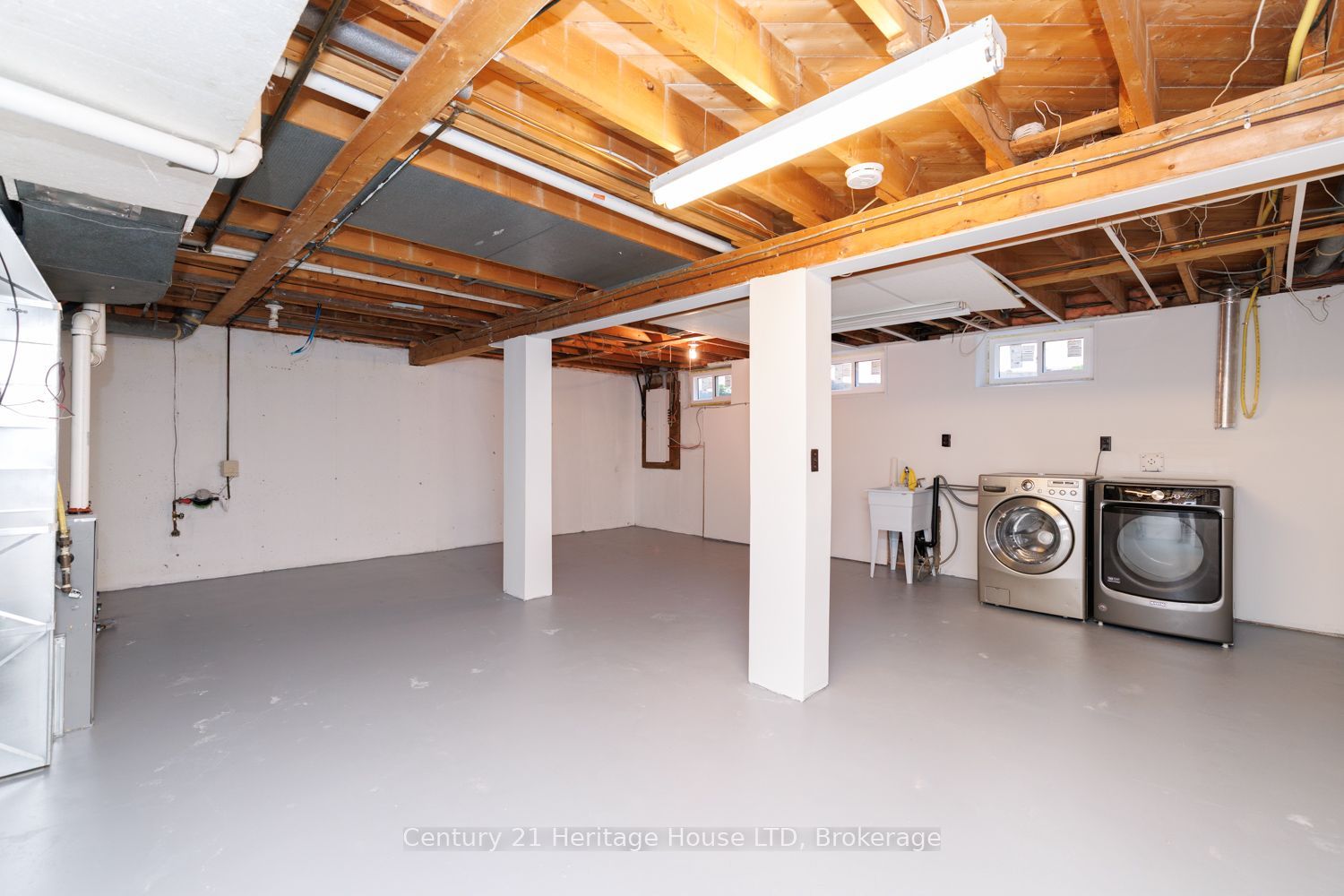 14 Stanley Street Property Photo 30