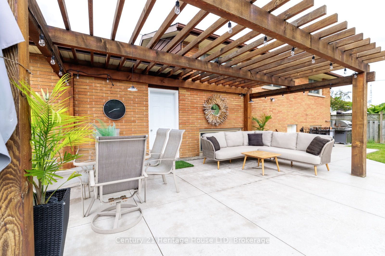 14 Stanley Street Property Photo 34