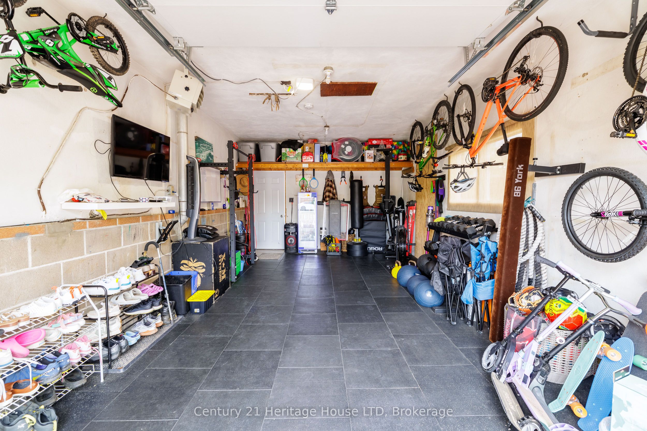 14 Stanley Street Property Photo 44