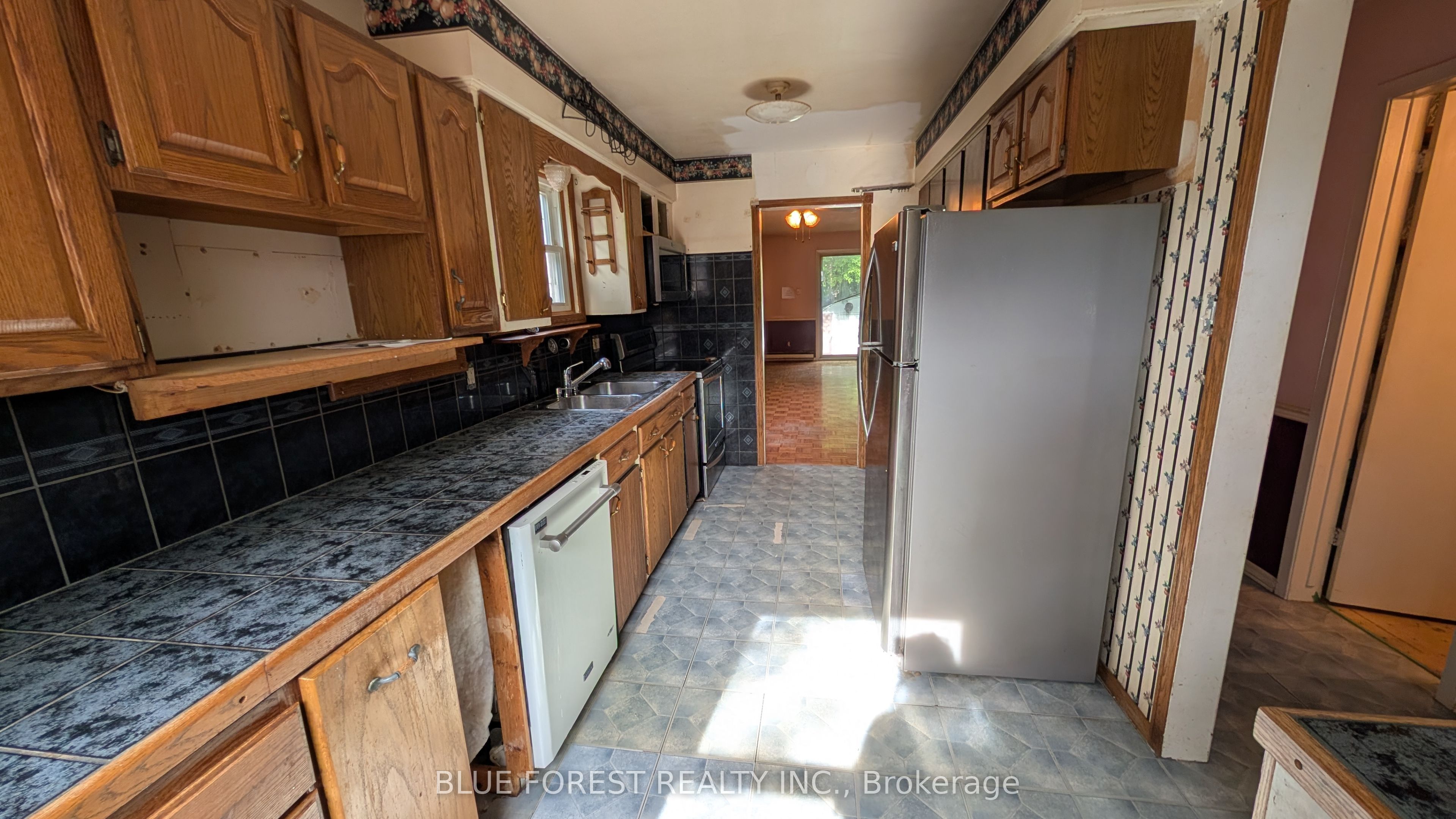112 Marlborough Avenue Property Photo 2