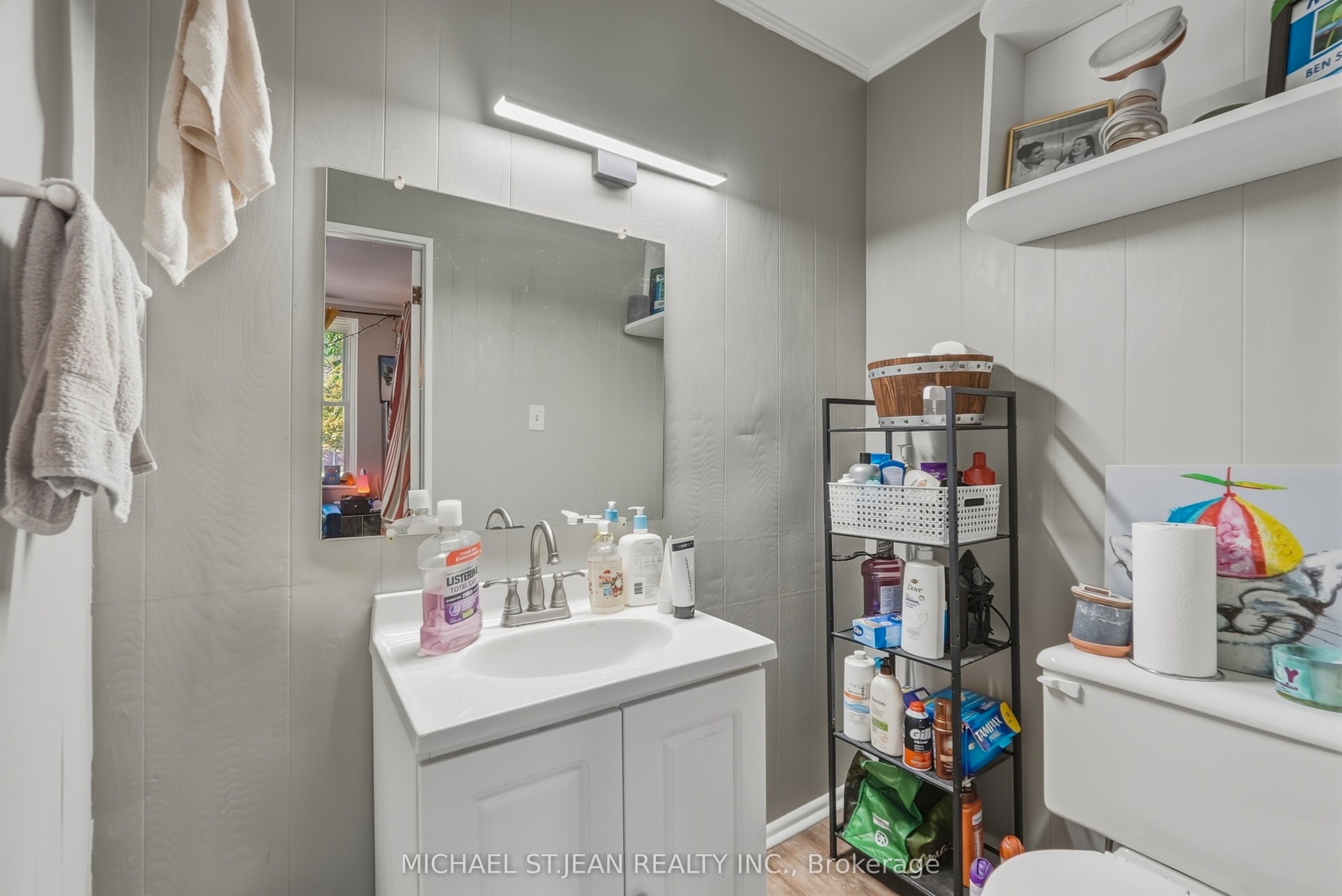 84 West Avenue S Property Photo 15