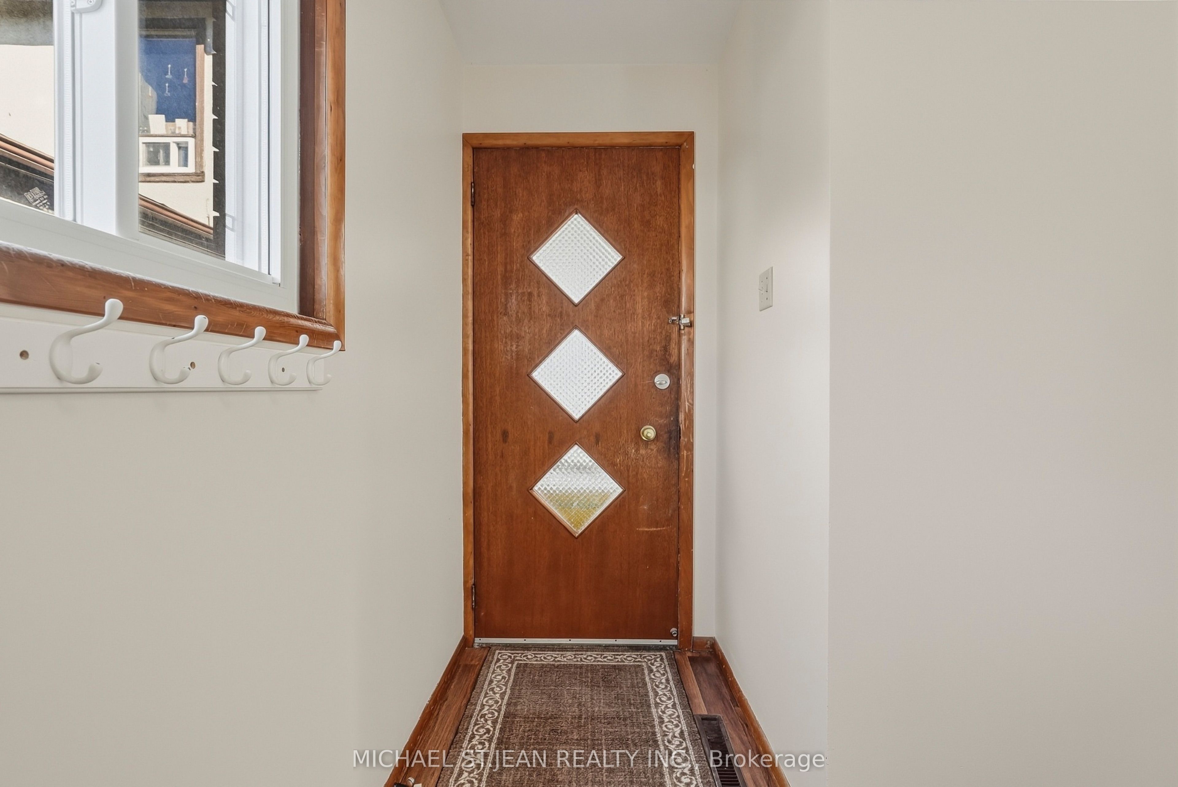 84 West Avenue S Property Photo 19