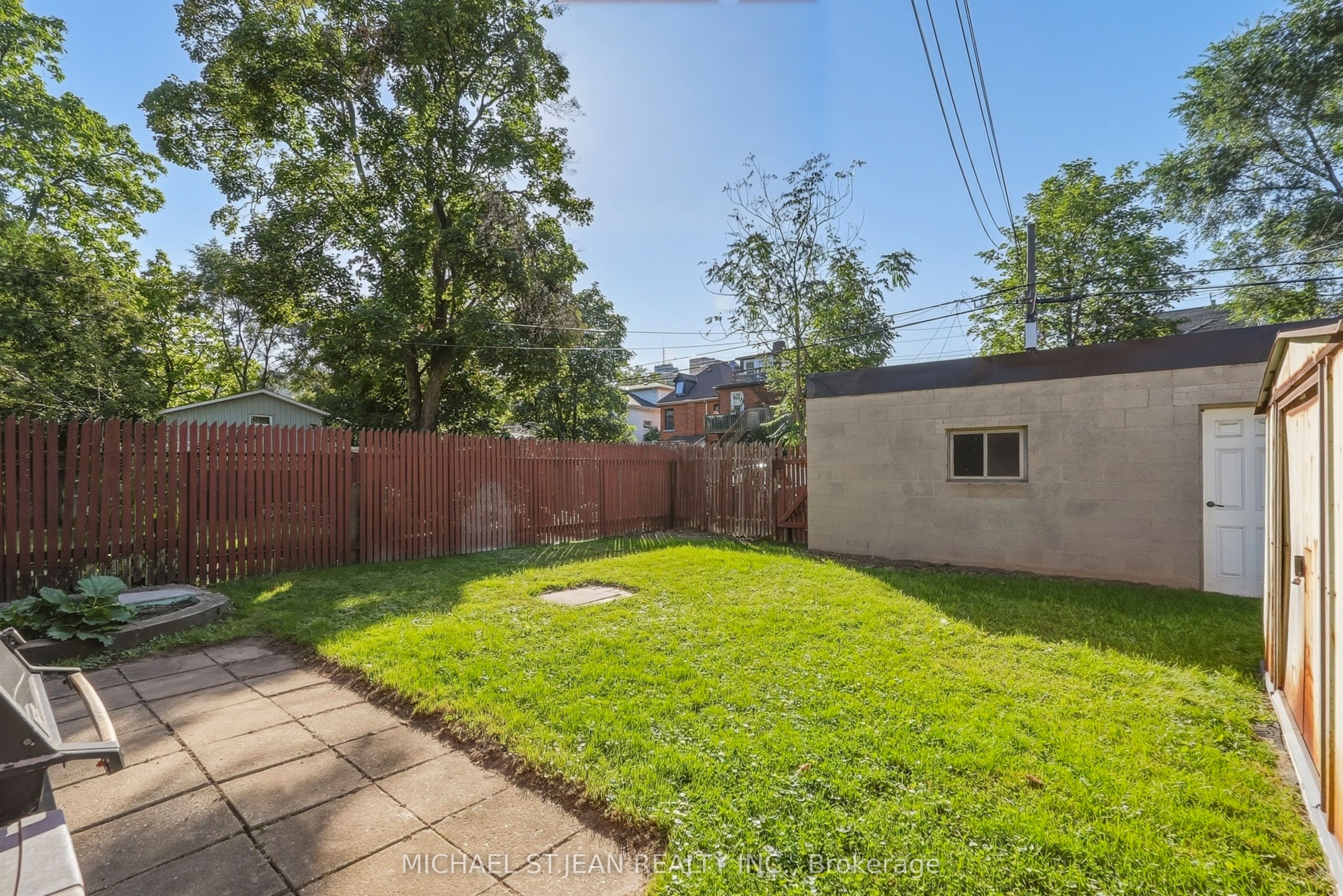 84 West Avenue S Property Photo 46