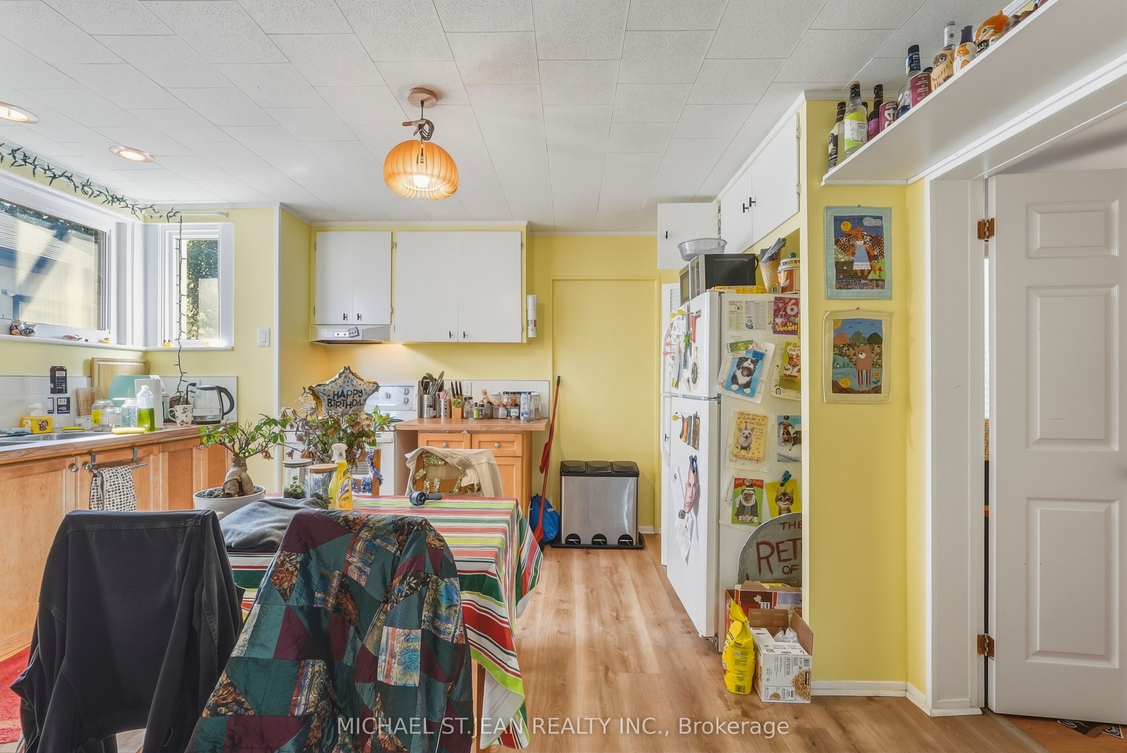 84 West Avenue S Property Photo 11