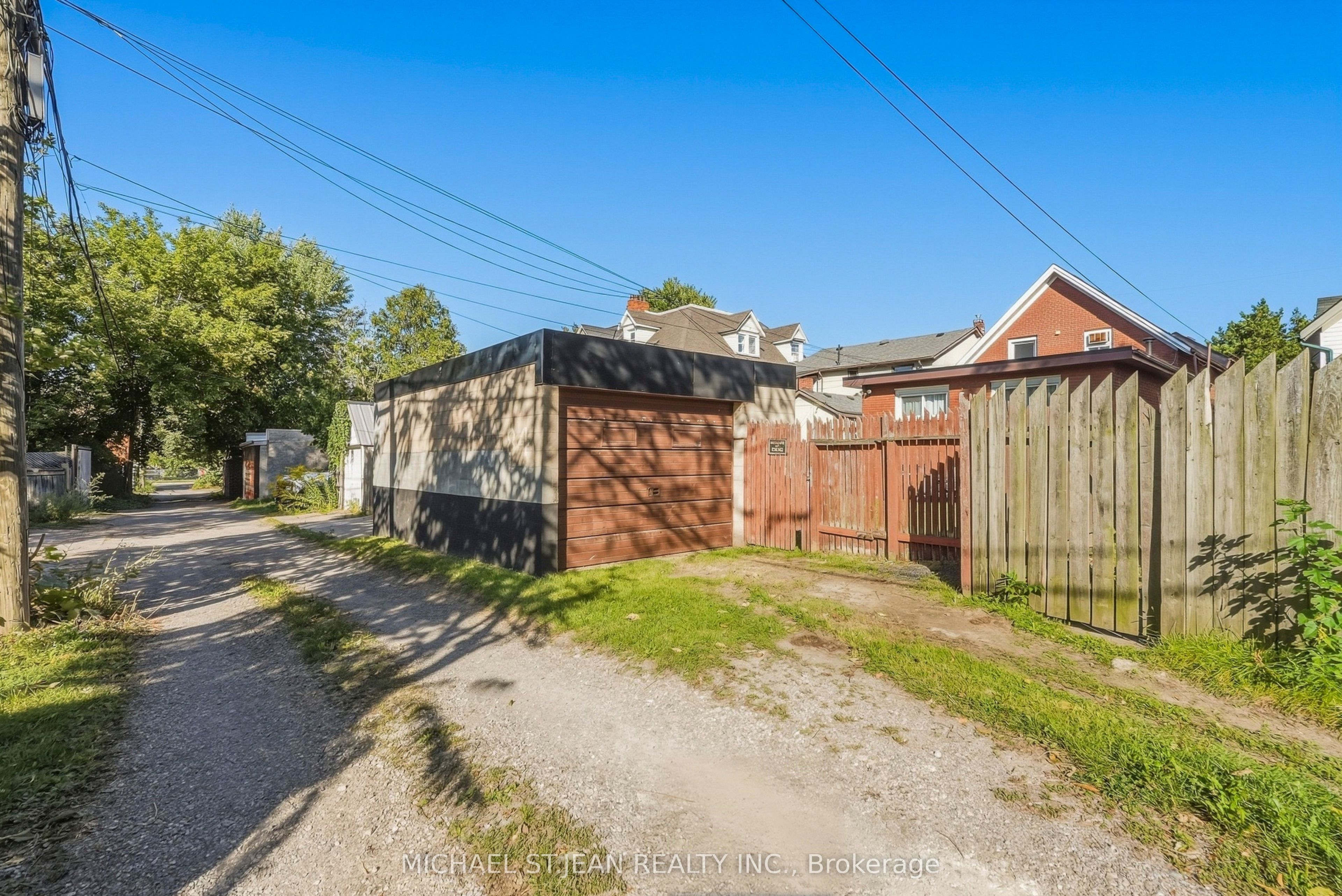 84 West Avenue S Property Photo 49